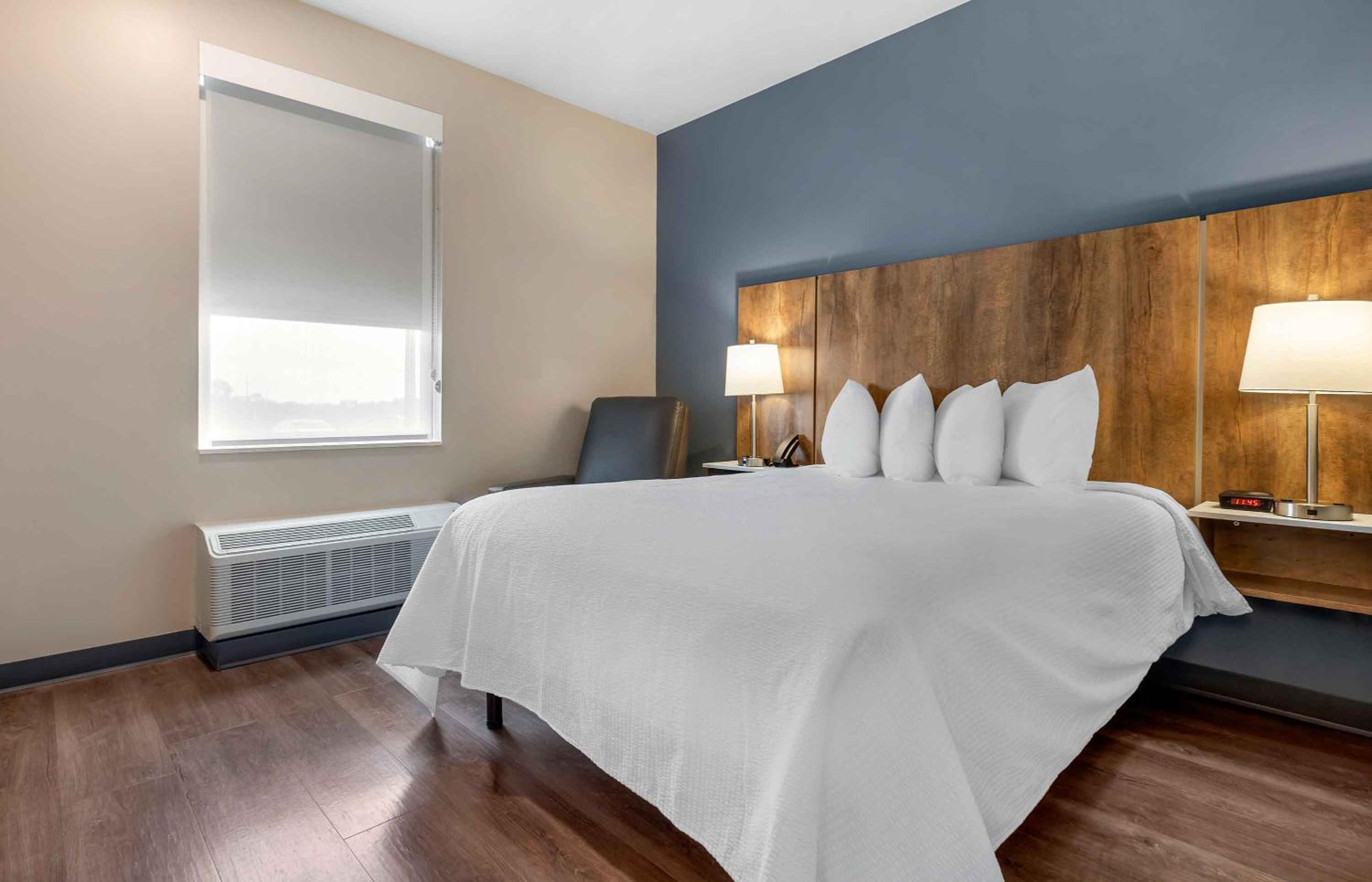 Smyrna Vacations - Extended Stay America Premier Suites - Nashville - Smyrna - Property Image 4