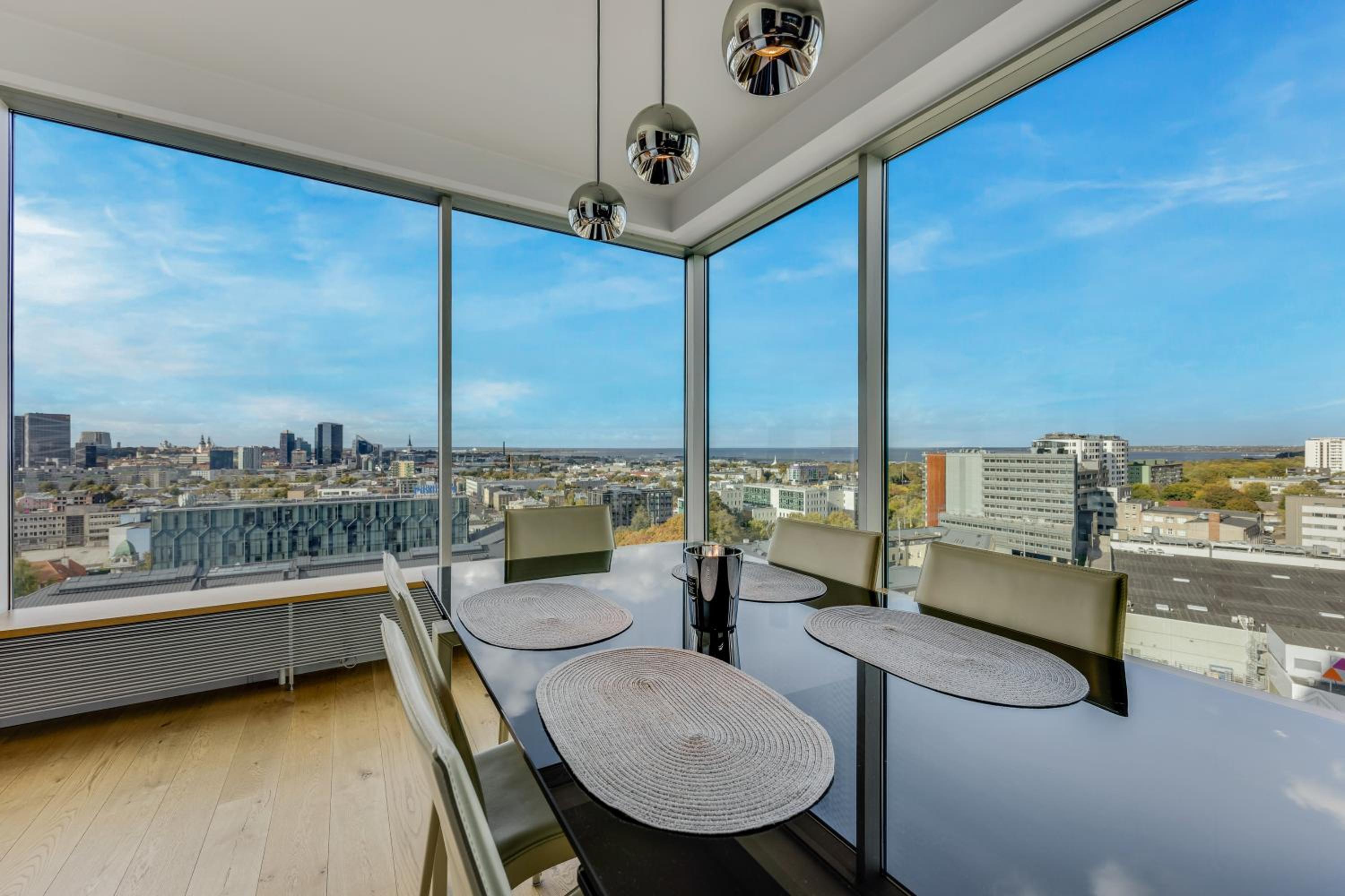 High-Rise Panoram View Ultra Luxury Apartment