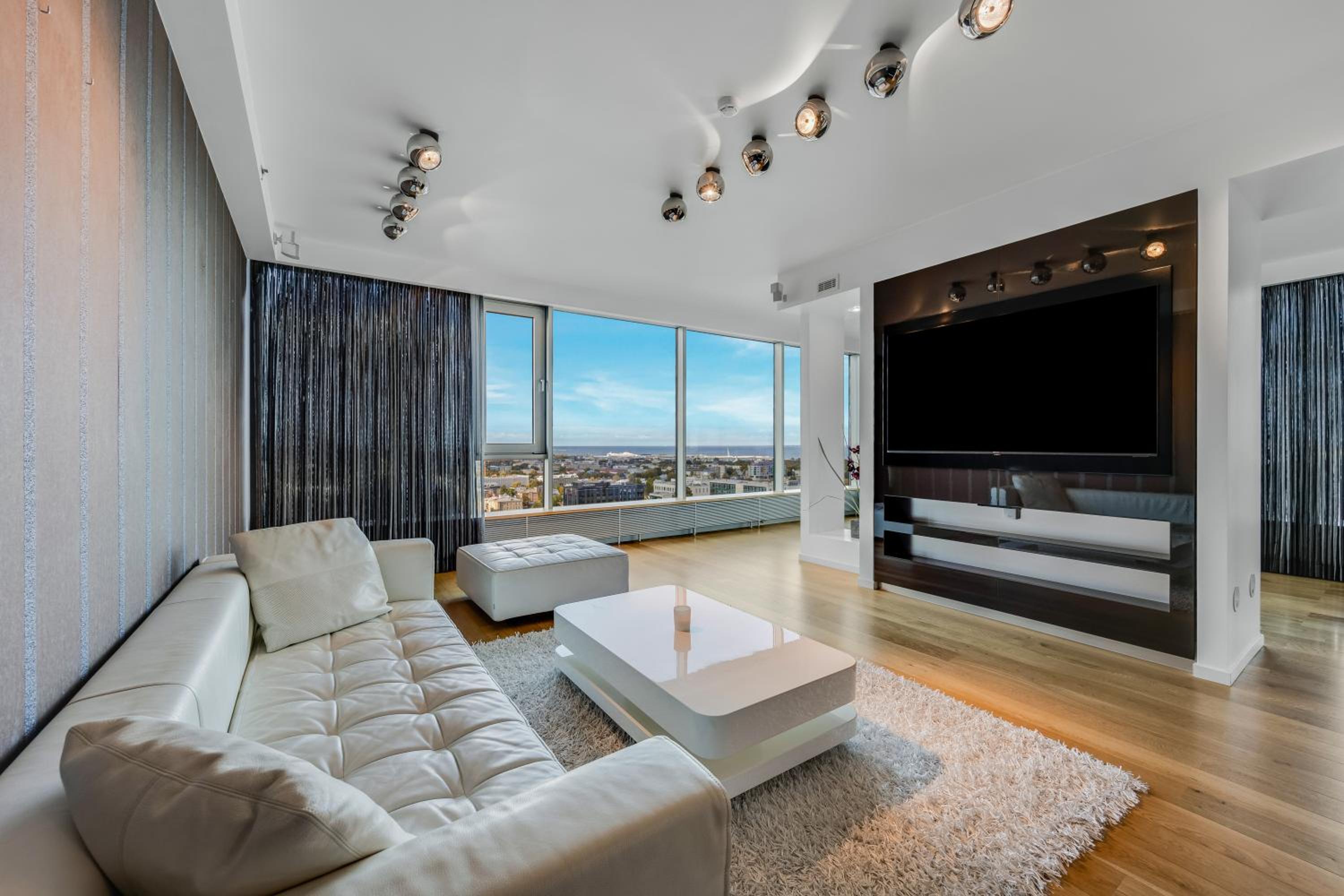 High-Rise Panoram View Ultra Luxury Apartment