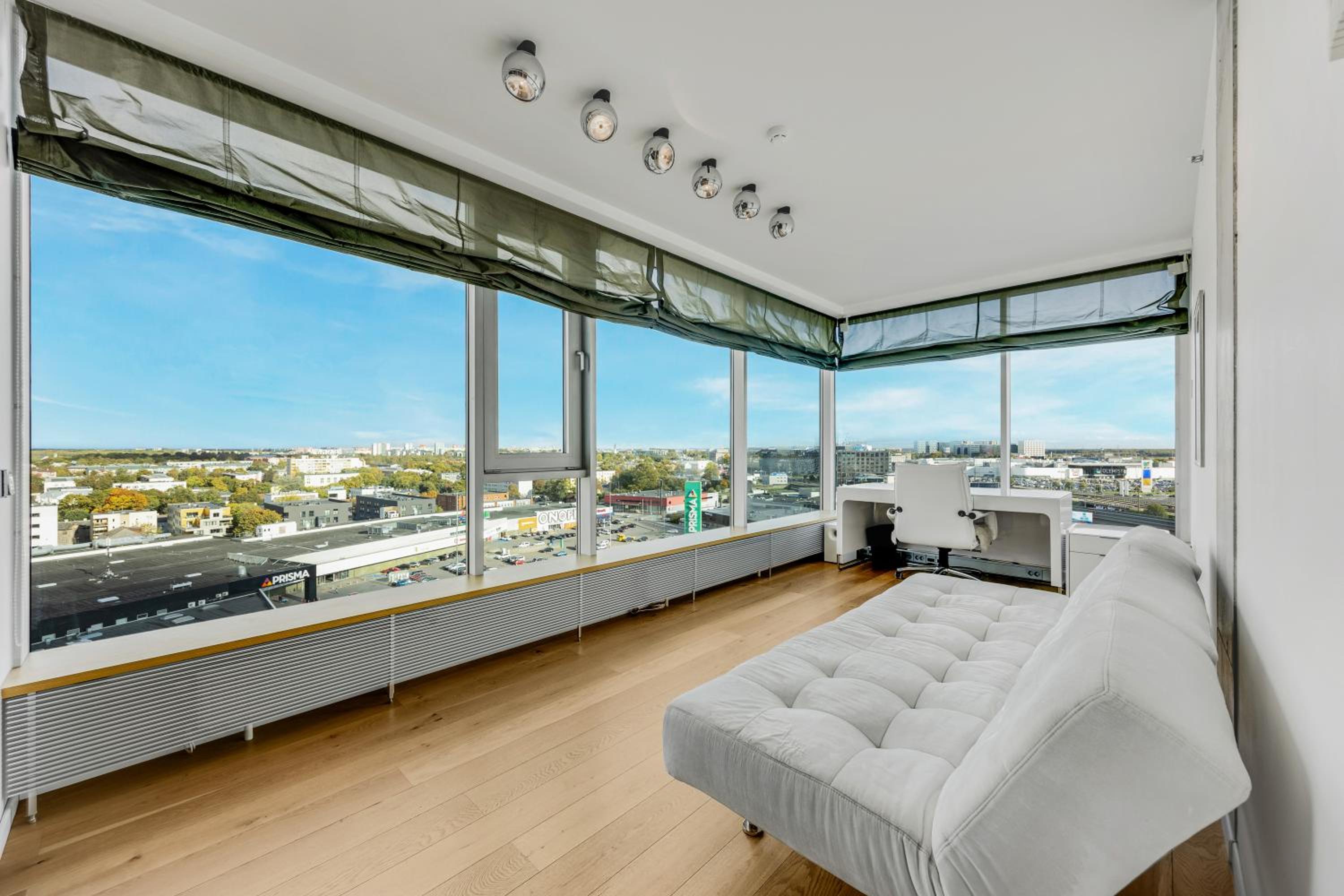 High-Rise Panoram View Ultra Luxury Apartment