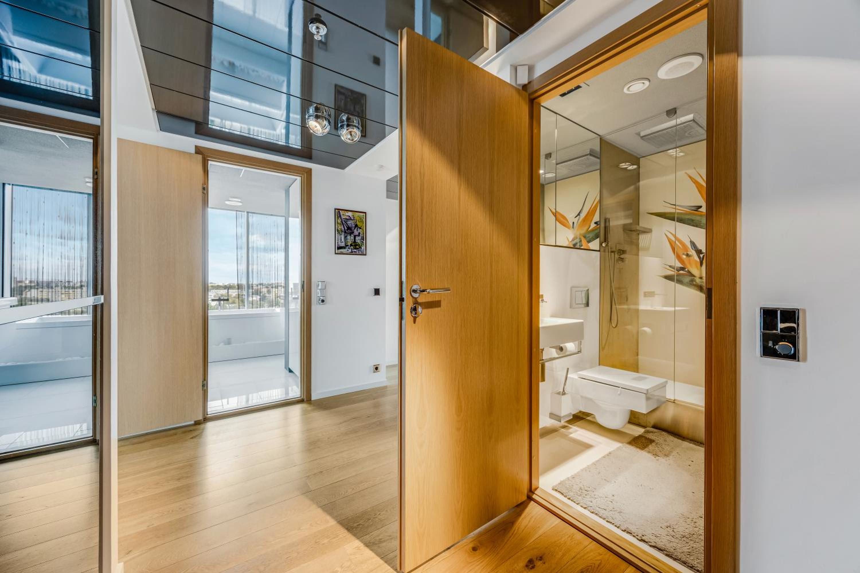 High-Rise Panoram View Ultra Luxury Apartment