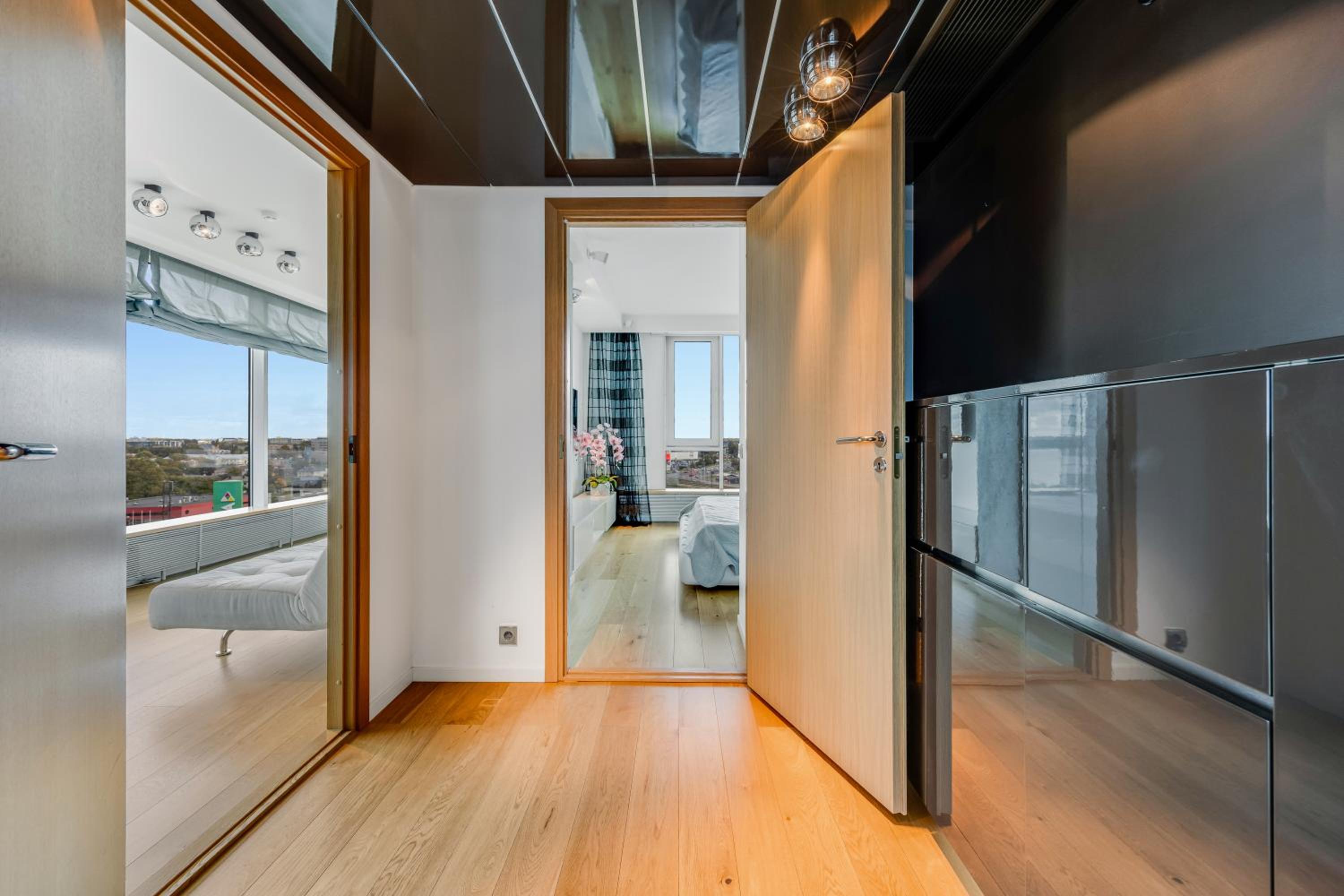 High-Rise Panoram View Ultra Luxury Apartment
