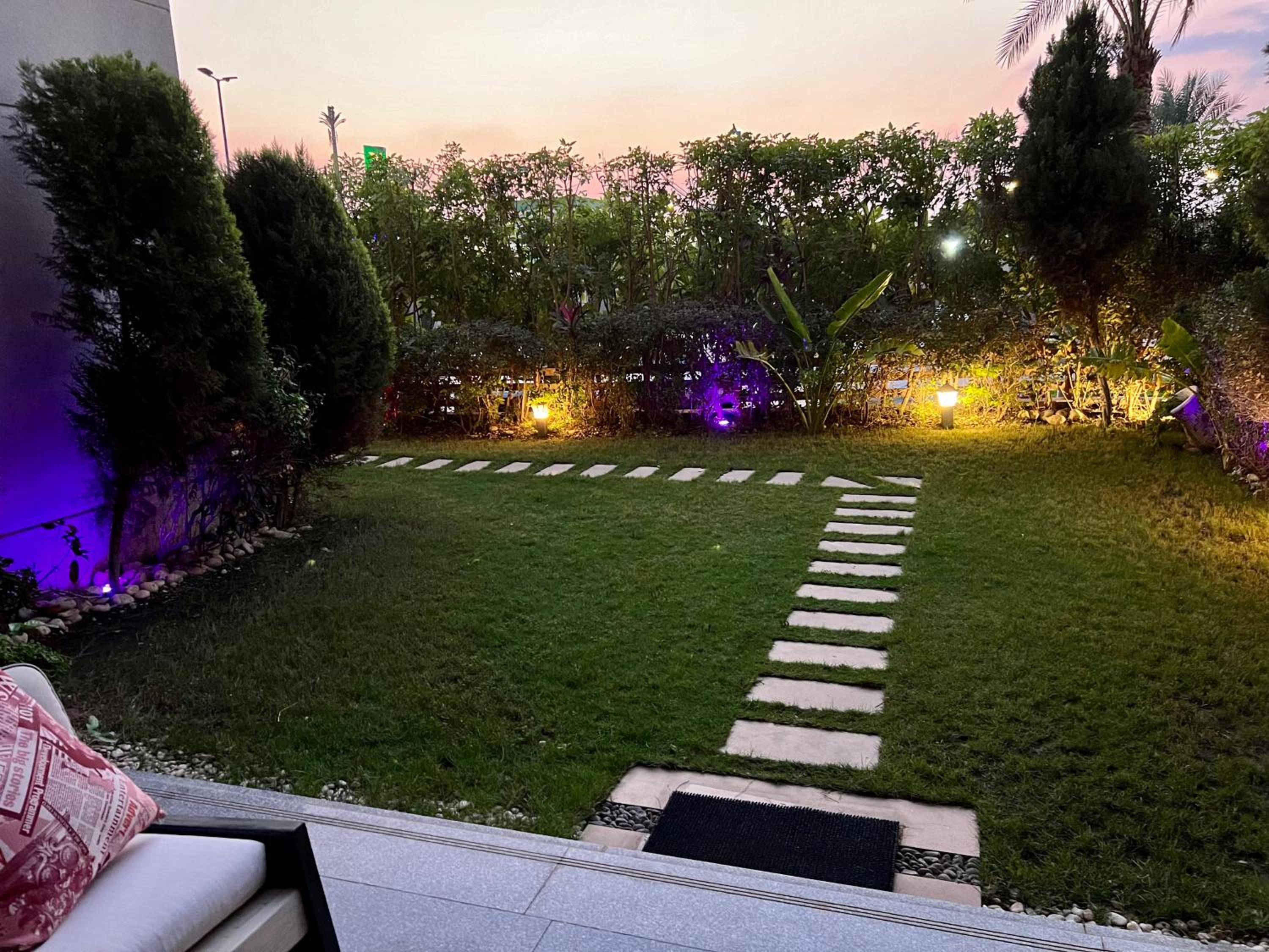 CFC Ultra Luxurious Andalusian Apt I Garden & Office