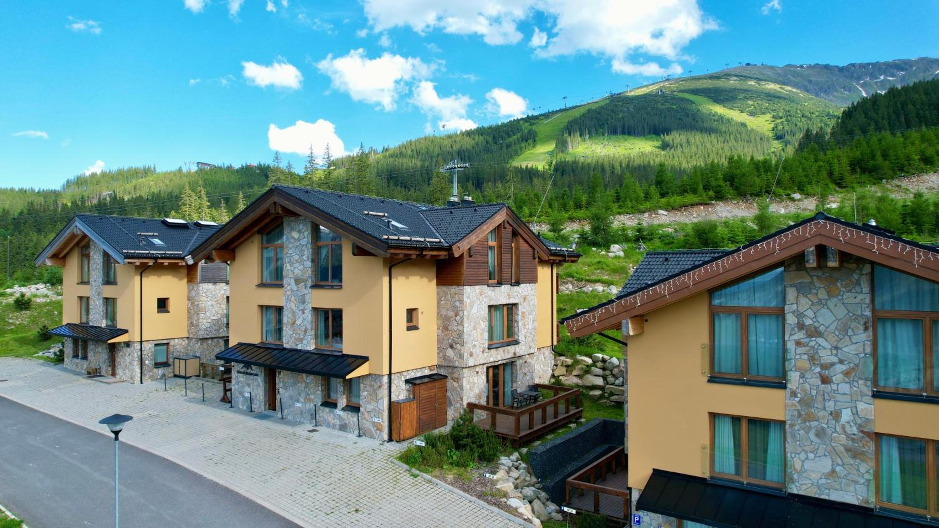 CHALET MOUNTAIN