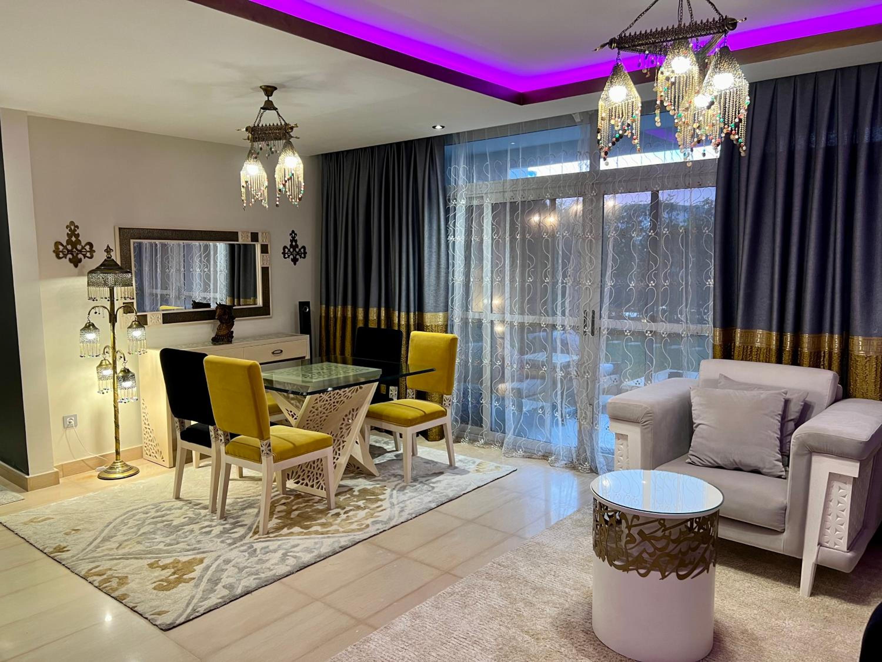 CFC Ultra Luxurious Andalusian Apt I Garden & Office