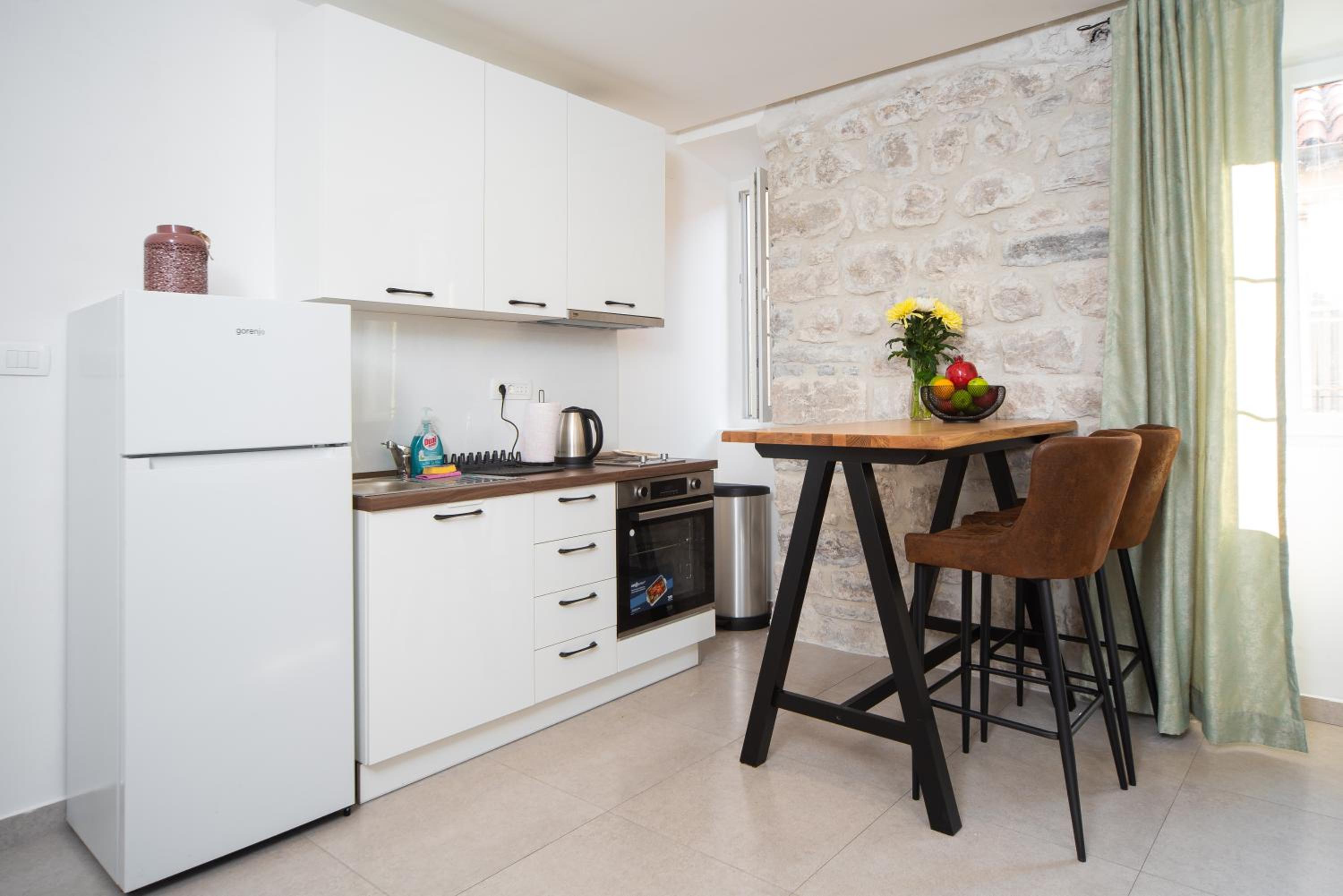 Dusan Residency