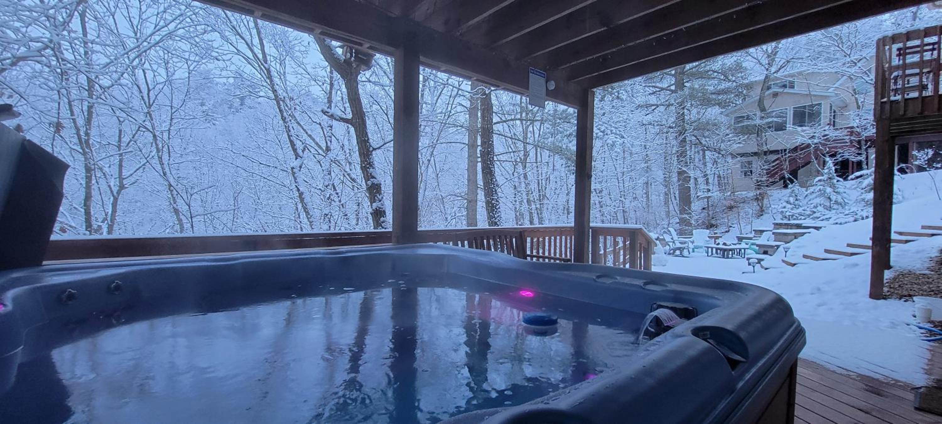 Lazy Basye Shenandoah Cabin with Hot Tub, Sleeps 10 view 5