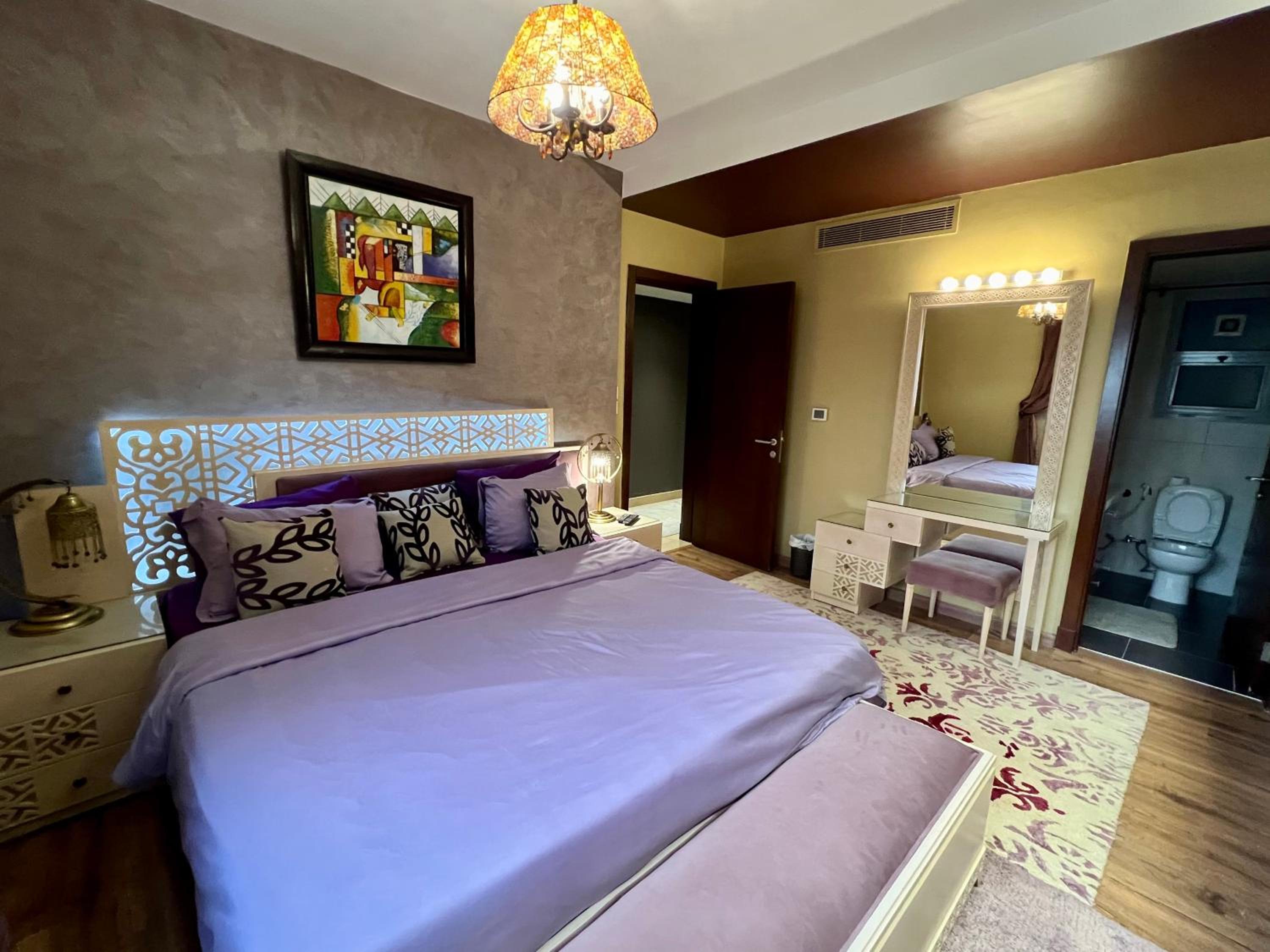 CFC Ultra Luxurious Andalusian Apt I Garden & Office