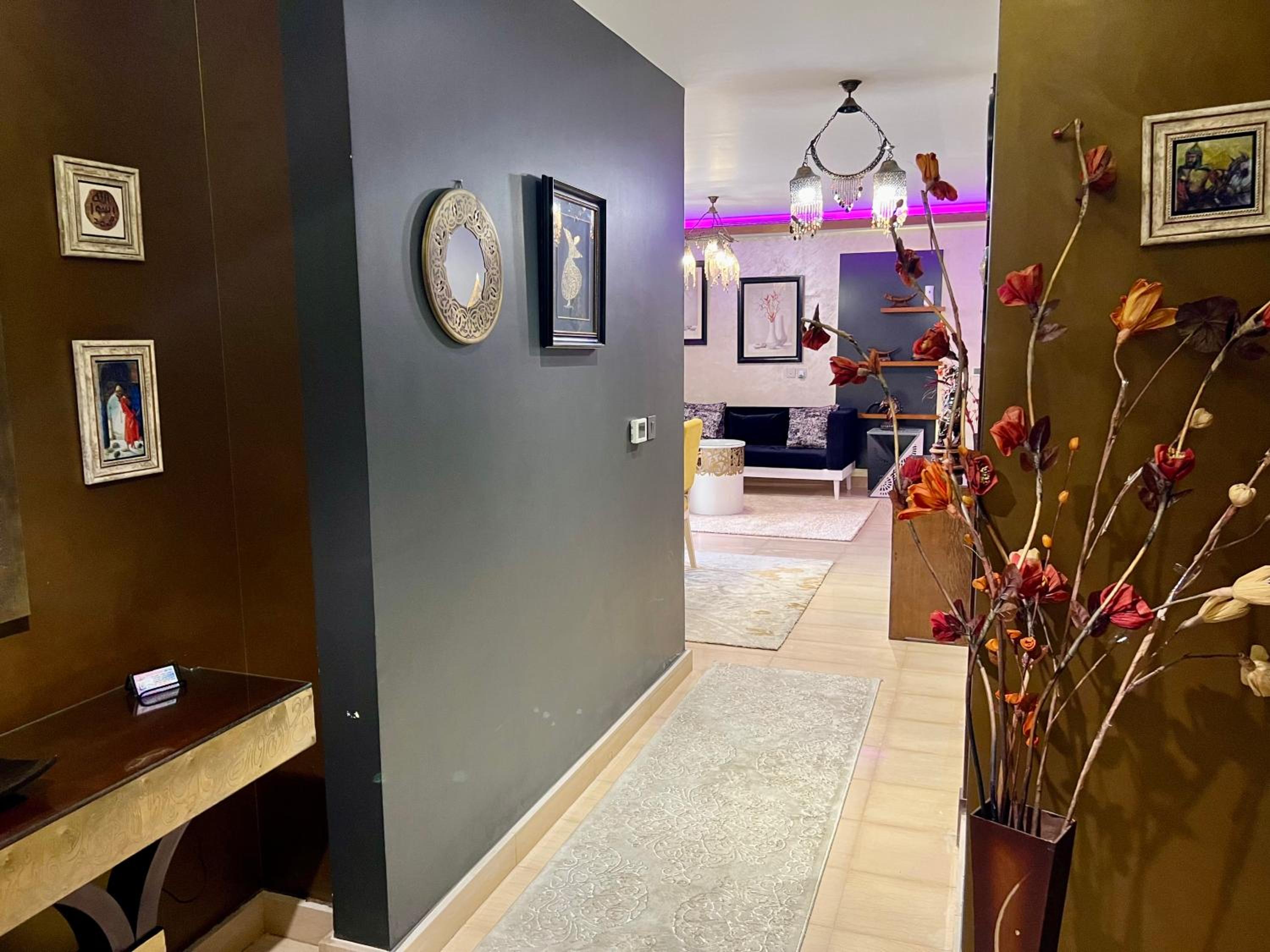 CFC Ultra Luxurious Andalusian Apt I Garden & Office