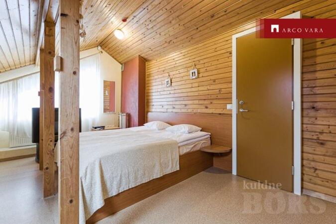 Urusel Hotel