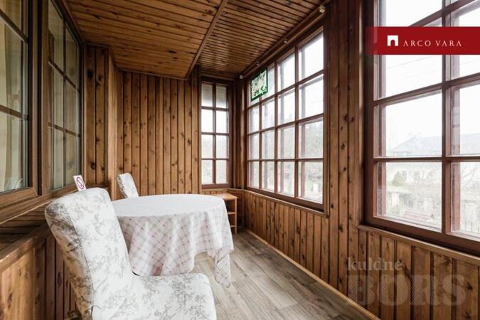 Urusel Hotel