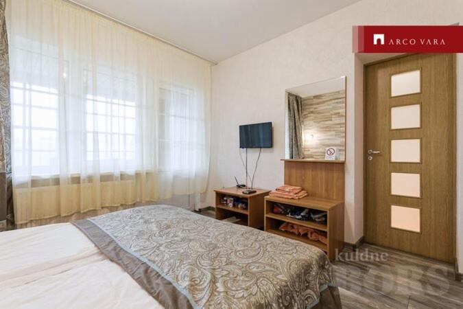 Urusel Hotel