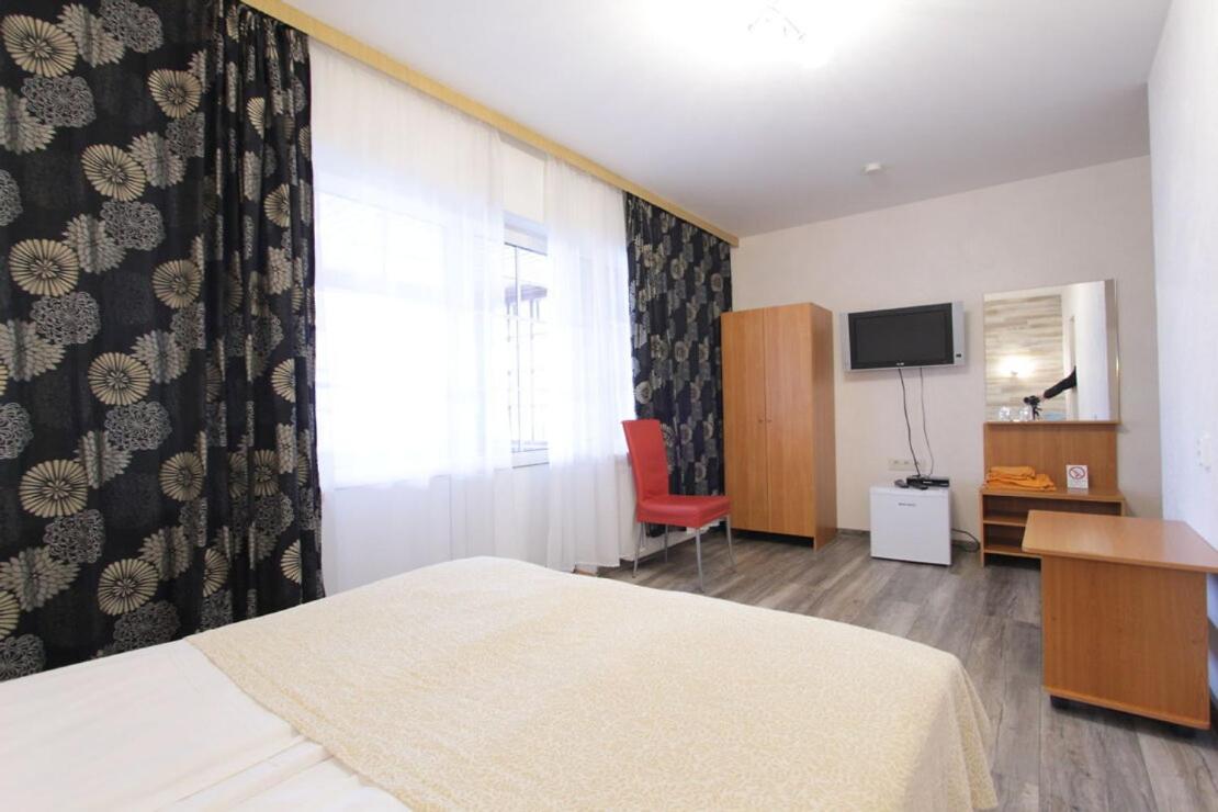 Urusel Hotel