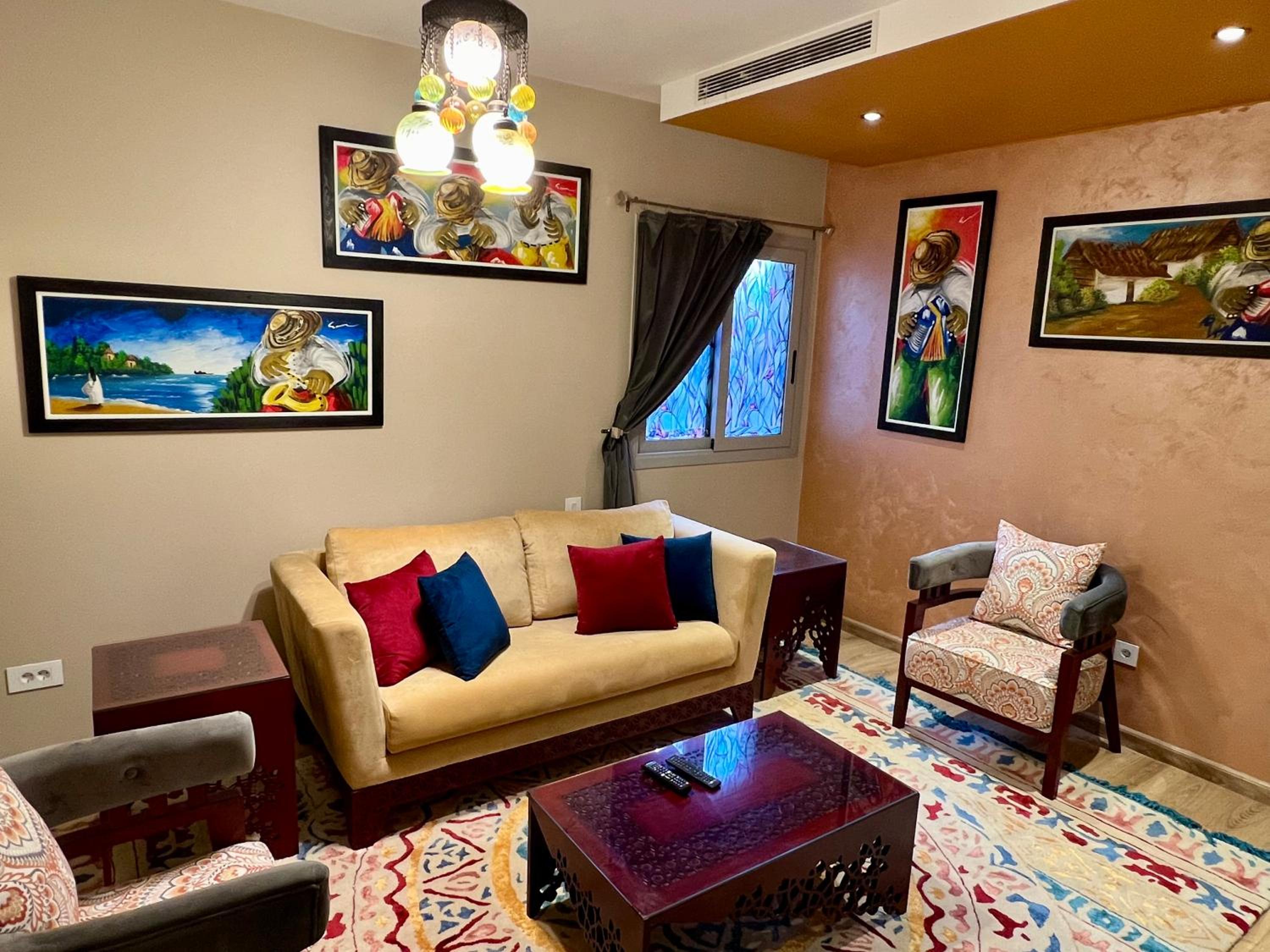 CFC Ultra Luxurious Andalusian Apt I Garden & Office