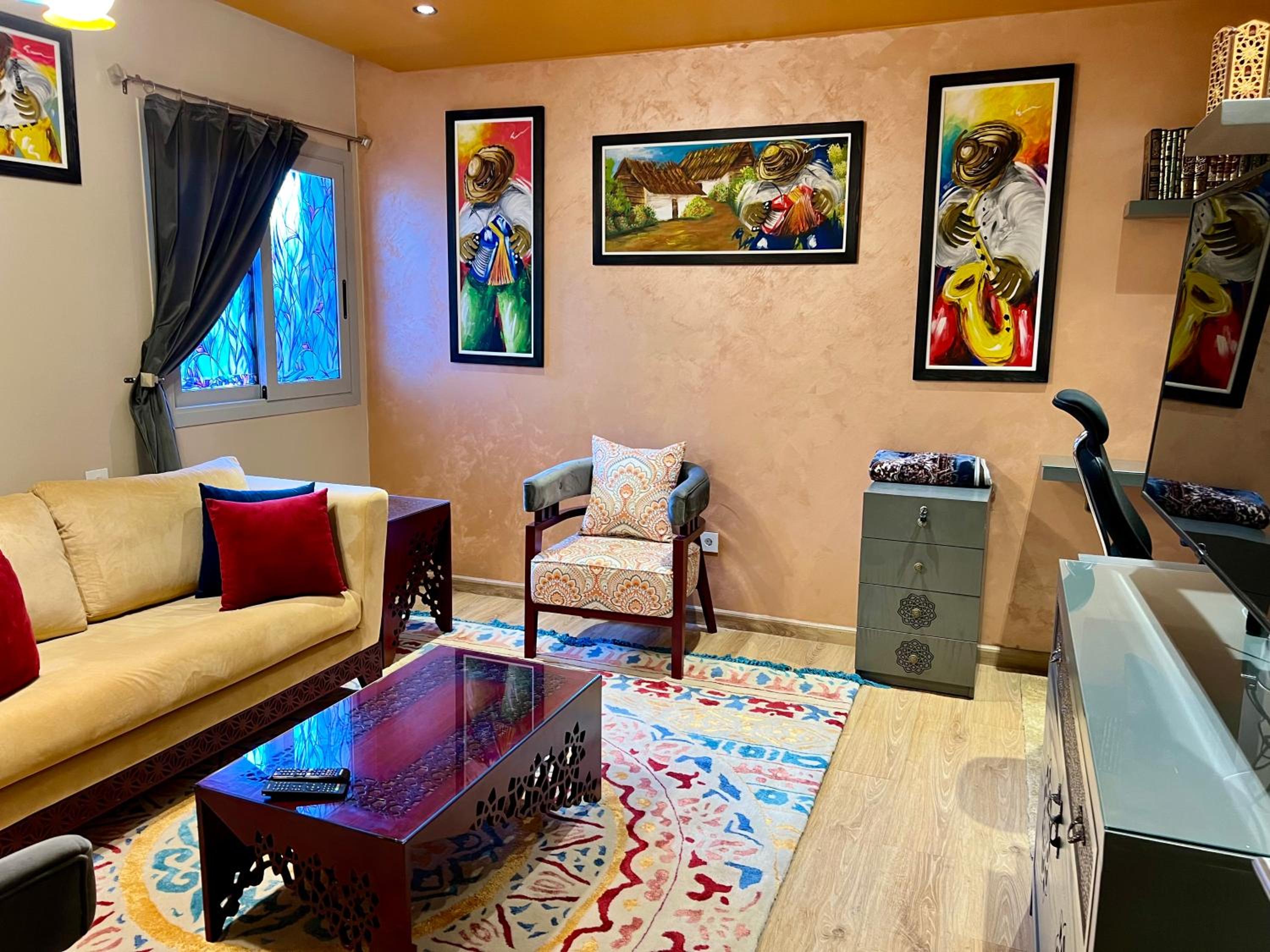 CFC Ultra Luxurious Andalusian Apt I Garden & Office