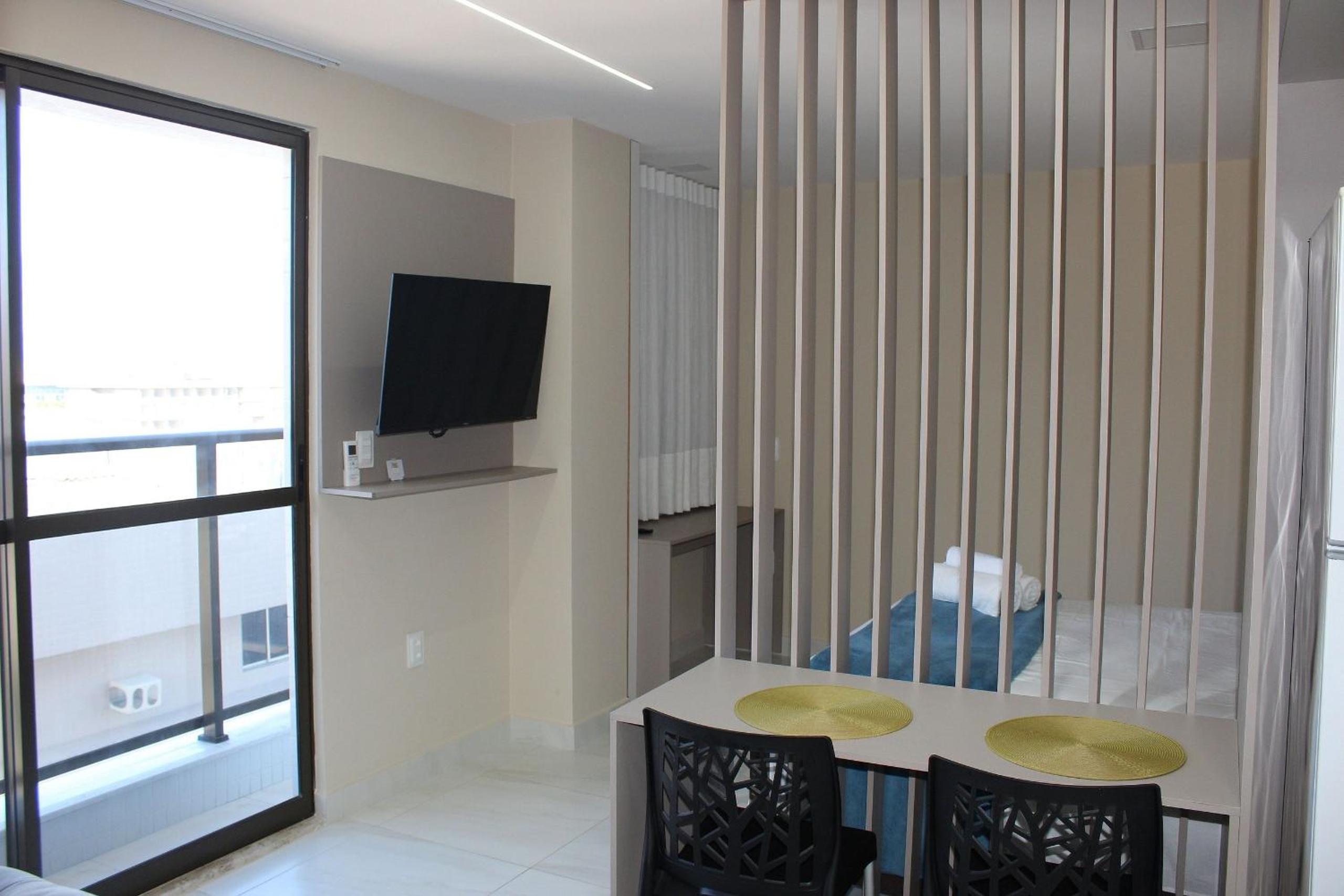 Compact Flat Tambaú by DaybyDay