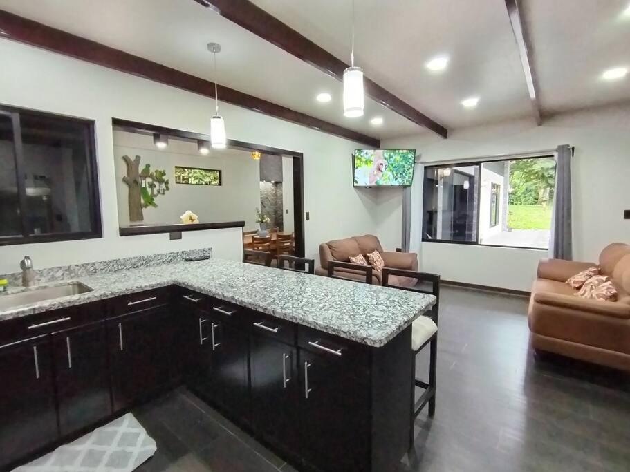 CABAÑAS REFUGIO VERDE MONTEVERDE, CASA NIEBLA MONTEVERDE, beautiful and private New Place