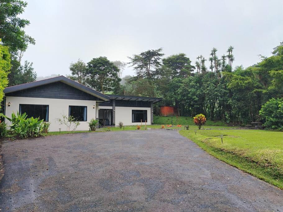 CABAÑAS REFUGIO VERDE MONTEVERDE, CASA NIEBLA MONTEVERDE, beautiful and private New Place