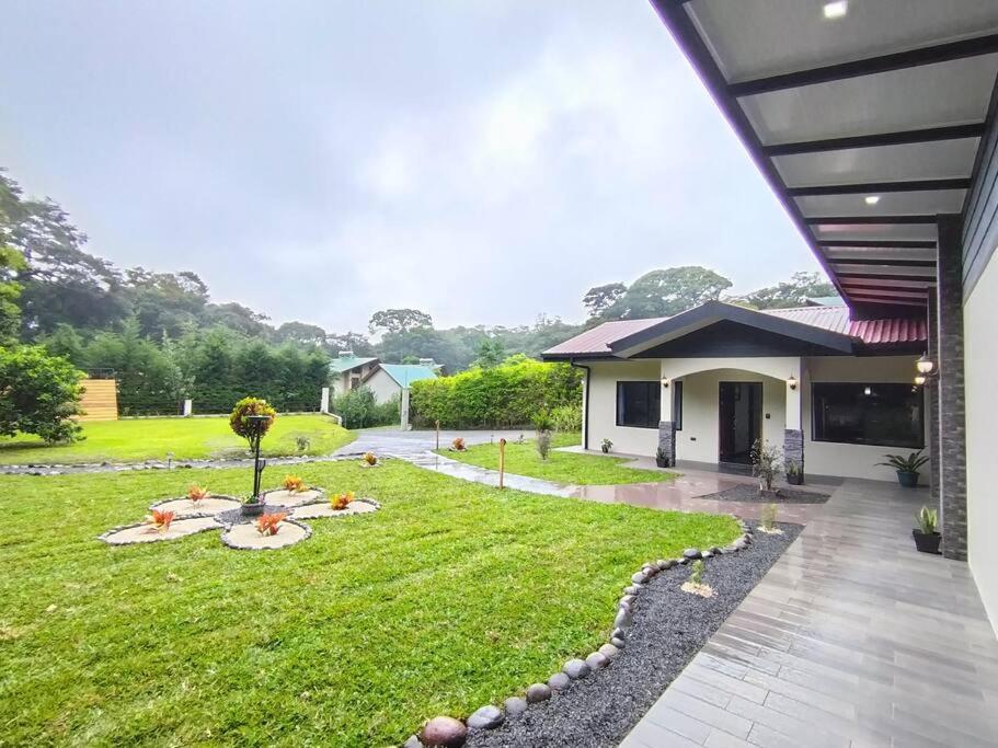 CABAÑAS REFUGIO VERDE MONTEVERDE, CASA NIEBLA MONTEVERDE, beautiful and private New Place