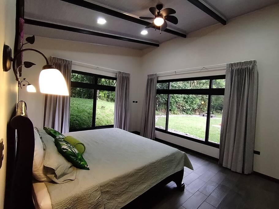 CABAÑAS REFUGIO VERDE MONTEVERDE, CASA NIEBLA MONTEVERDE, beautiful and private New Place