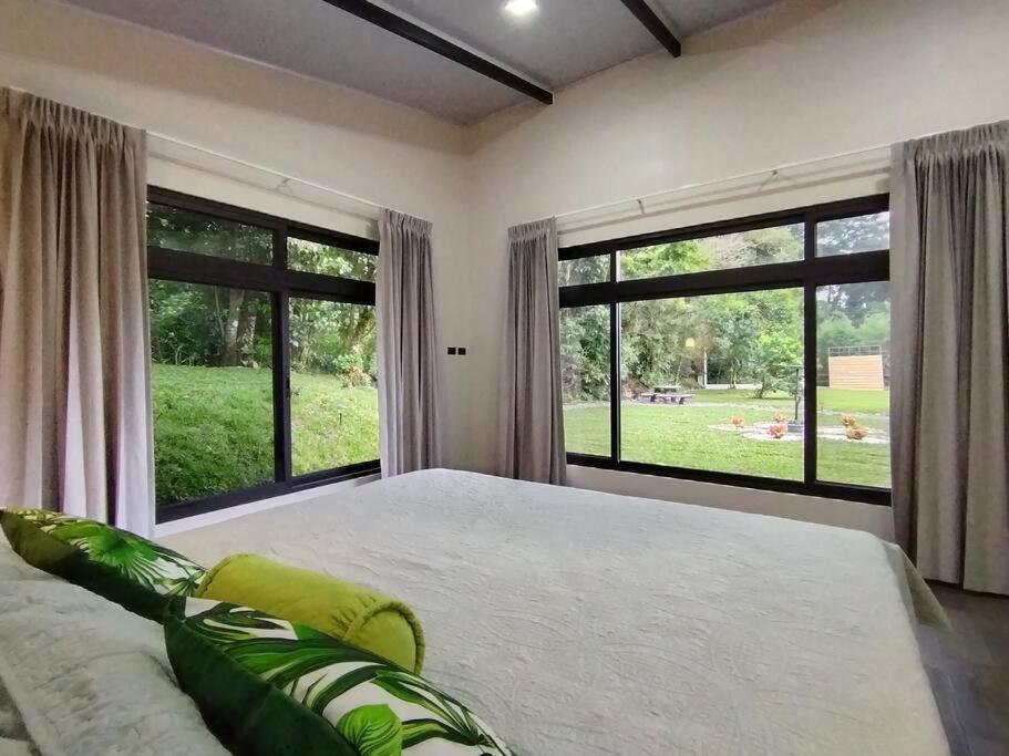 CABAÑAS REFUGIO VERDE MONTEVERDE, CASA NIEBLA MONTEVERDE, beautiful and private New Place