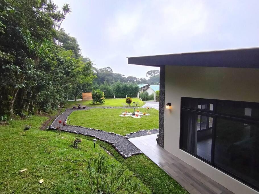 CABAÑAS REFUGIO VERDE MONTEVERDE, CASA NIEBLA MONTEVERDE, beautiful and private New Place