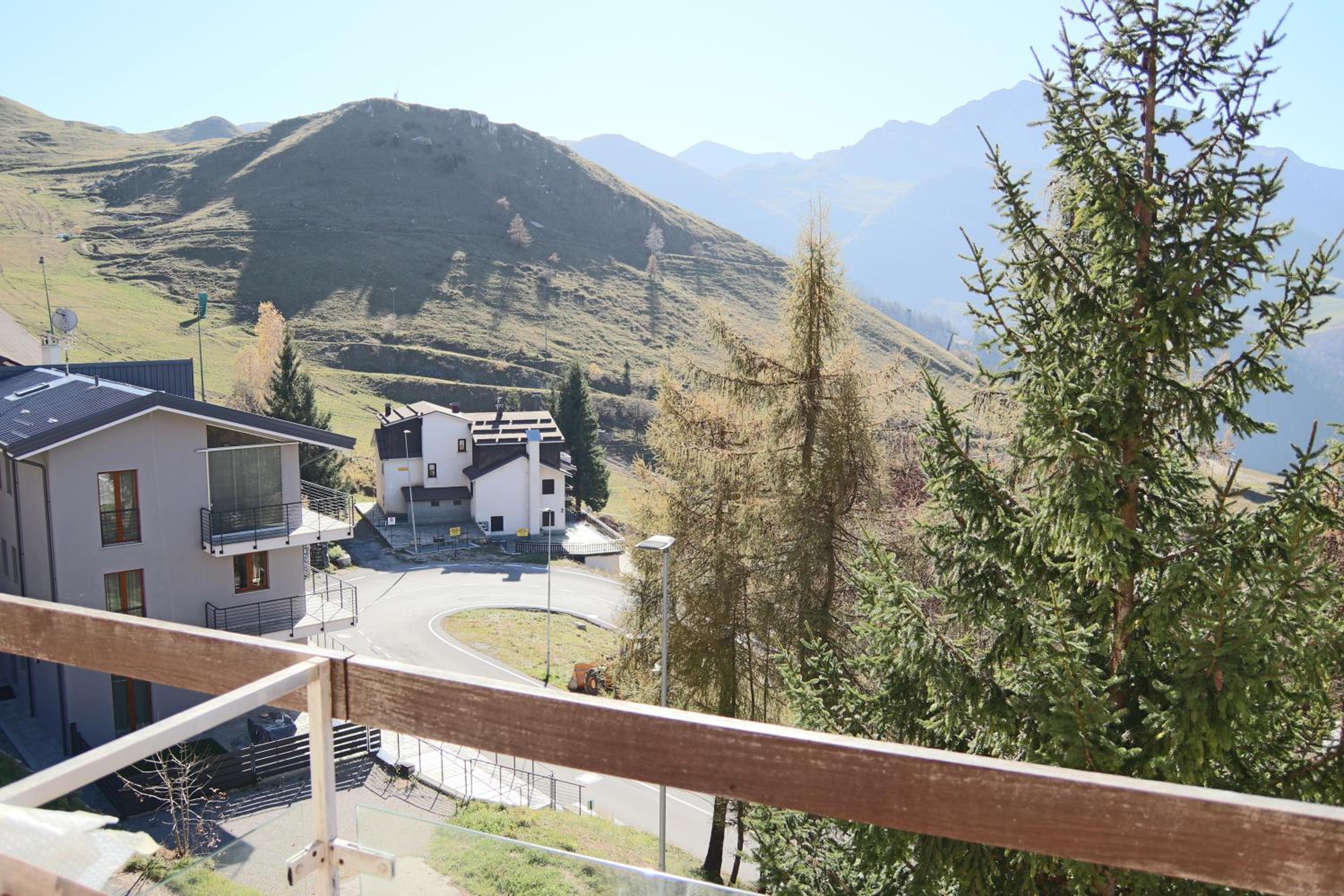 Bilocale I cervi a pochi passi dalle piste con vista Mondolè