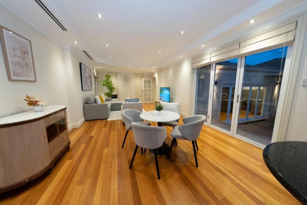 Sydney Strathfield 4 bed luxury house with pool