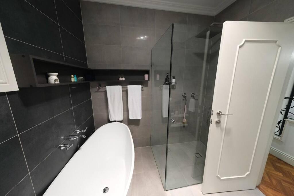 Sydney Strathfield 4 bed luxury house with pool