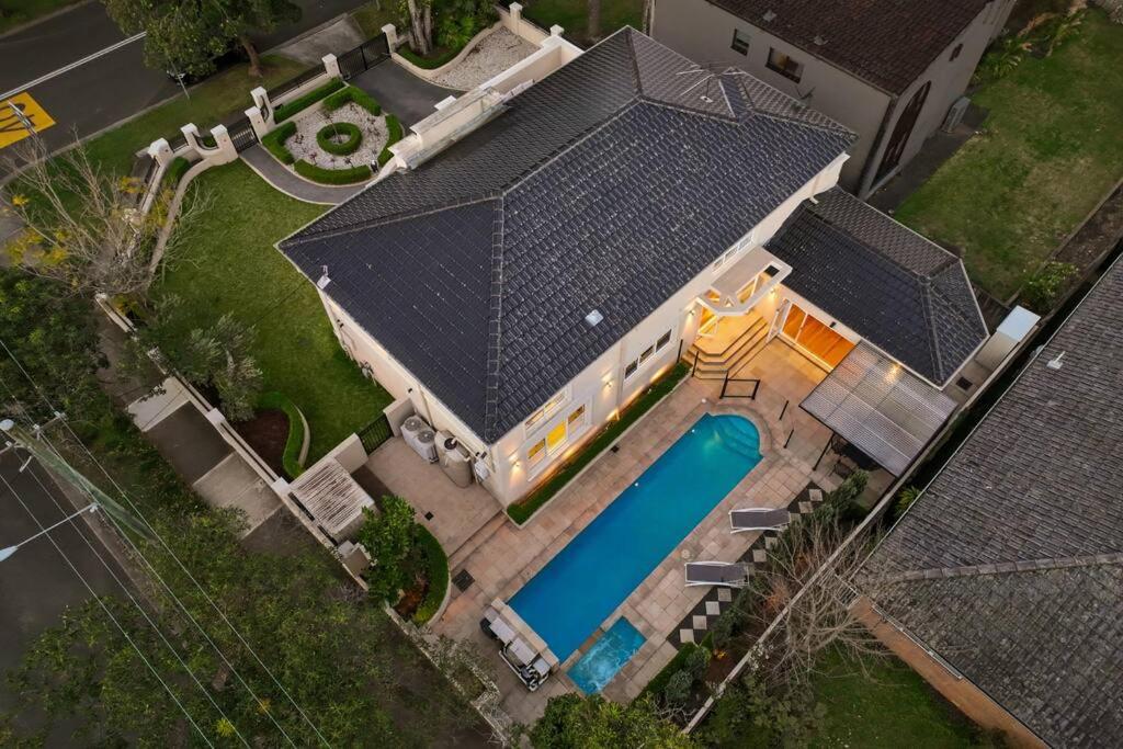 Sydney Strathfield 4 bed luxury house with pool