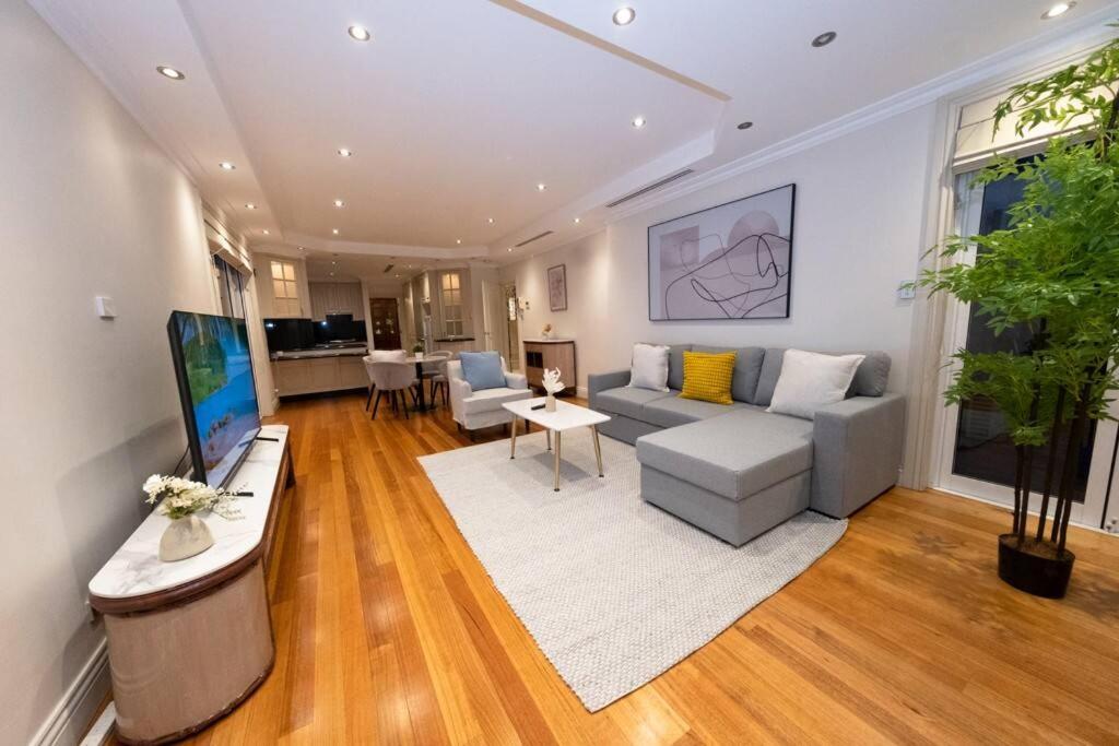 Sydney Strathfield 4 bed luxury house with pool