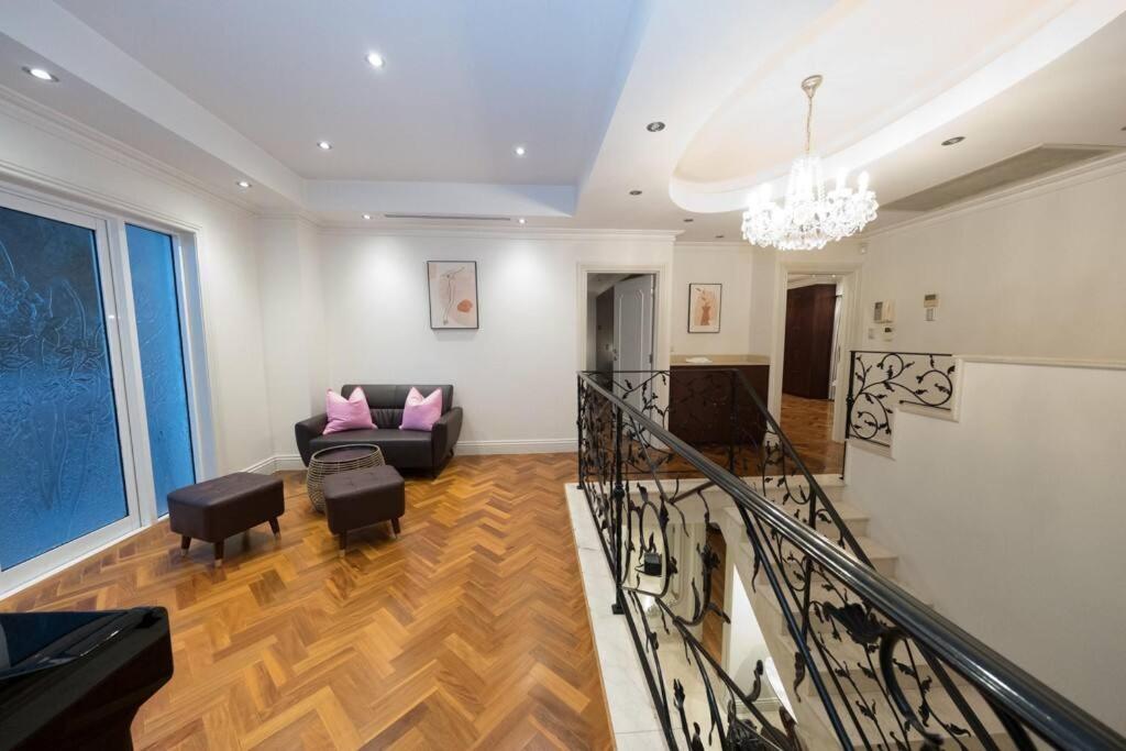 Sydney Strathfield 4 bed luxury house with pool