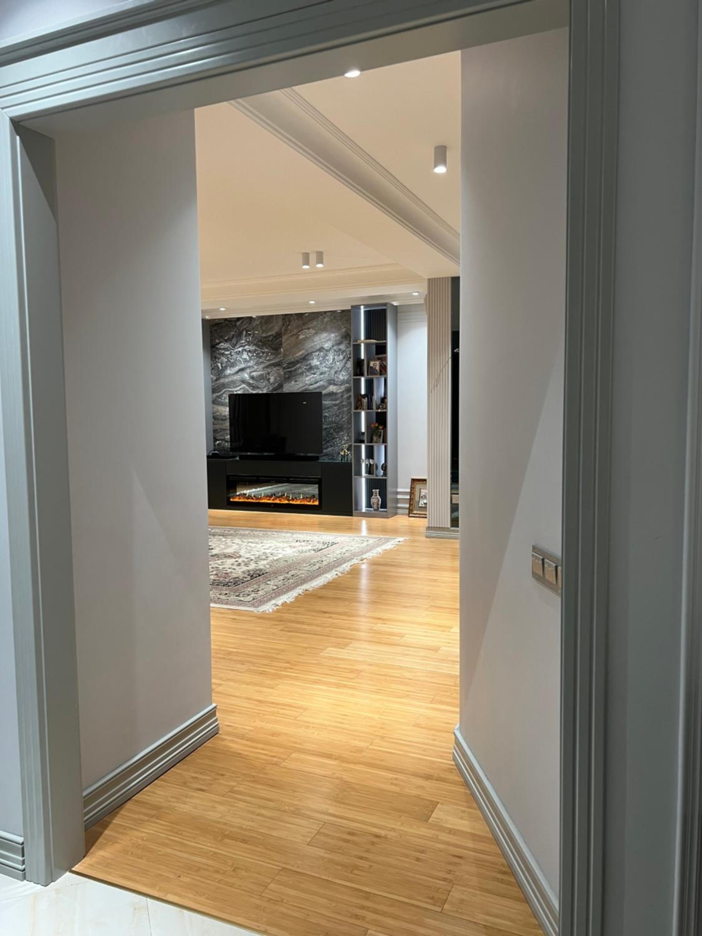 Modern Stylish Comfy Apartment