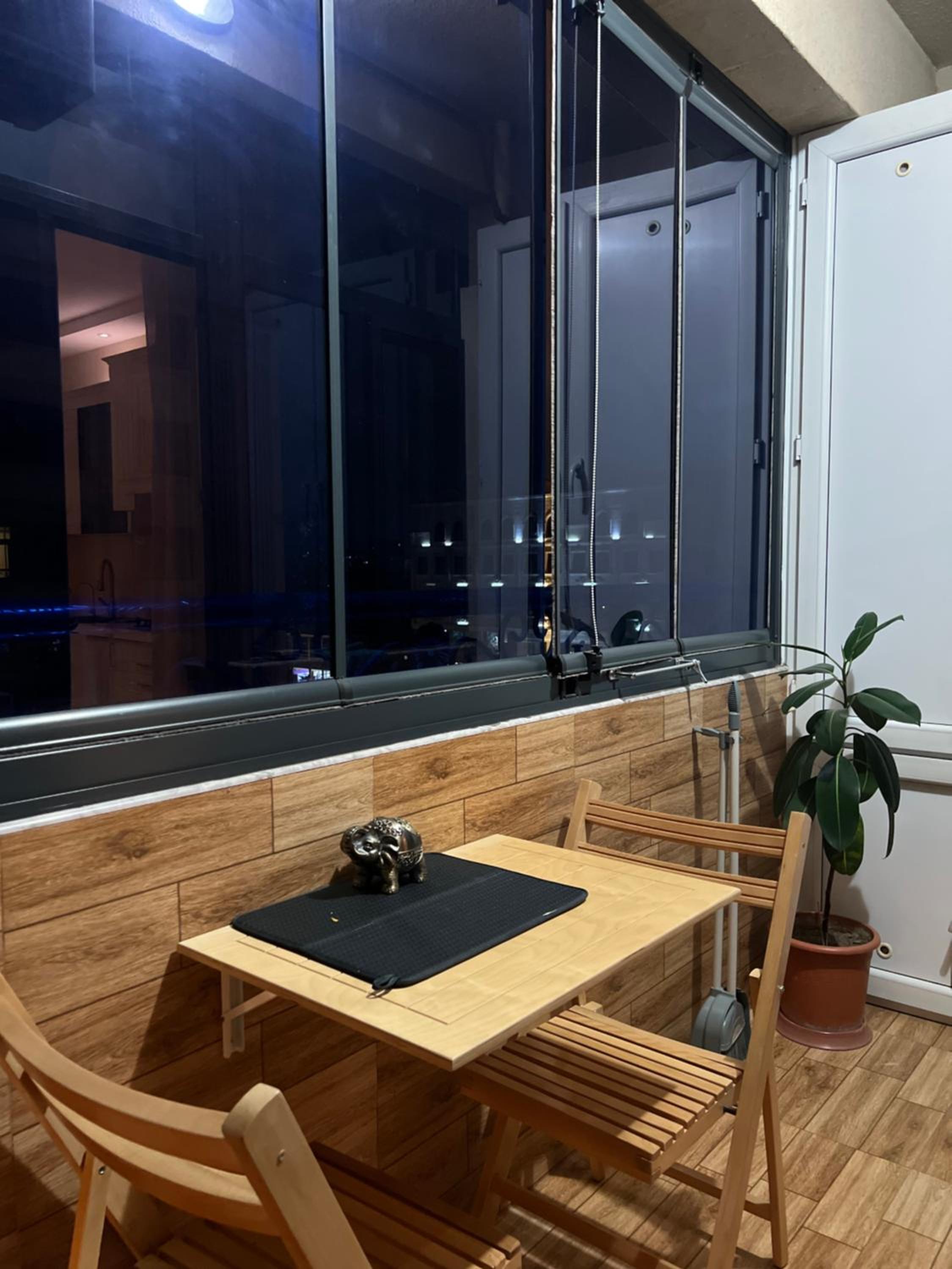 Modern Stylish Comfy Apartment