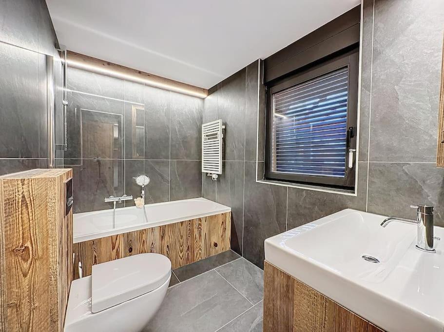 Verbier Le Rouge superb 3-room apartment near slopes & ski-lift
