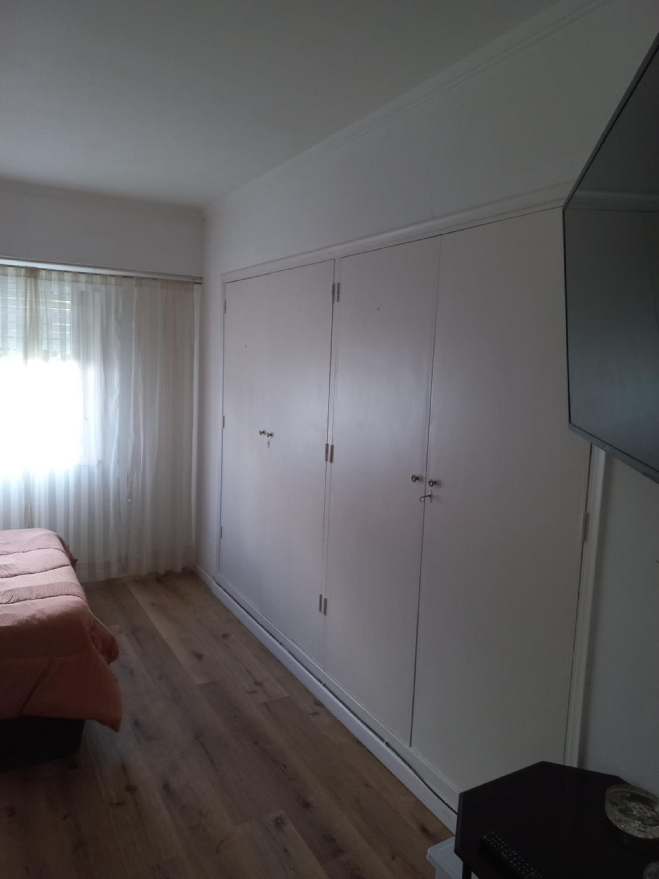 Jana house