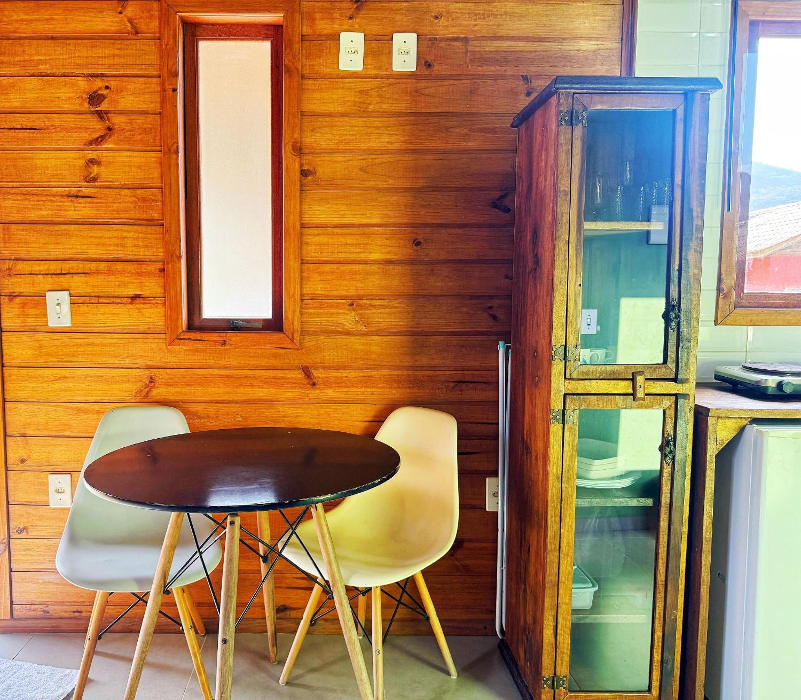 Cabanas aconchegantes. Desfrute da natureza e praia