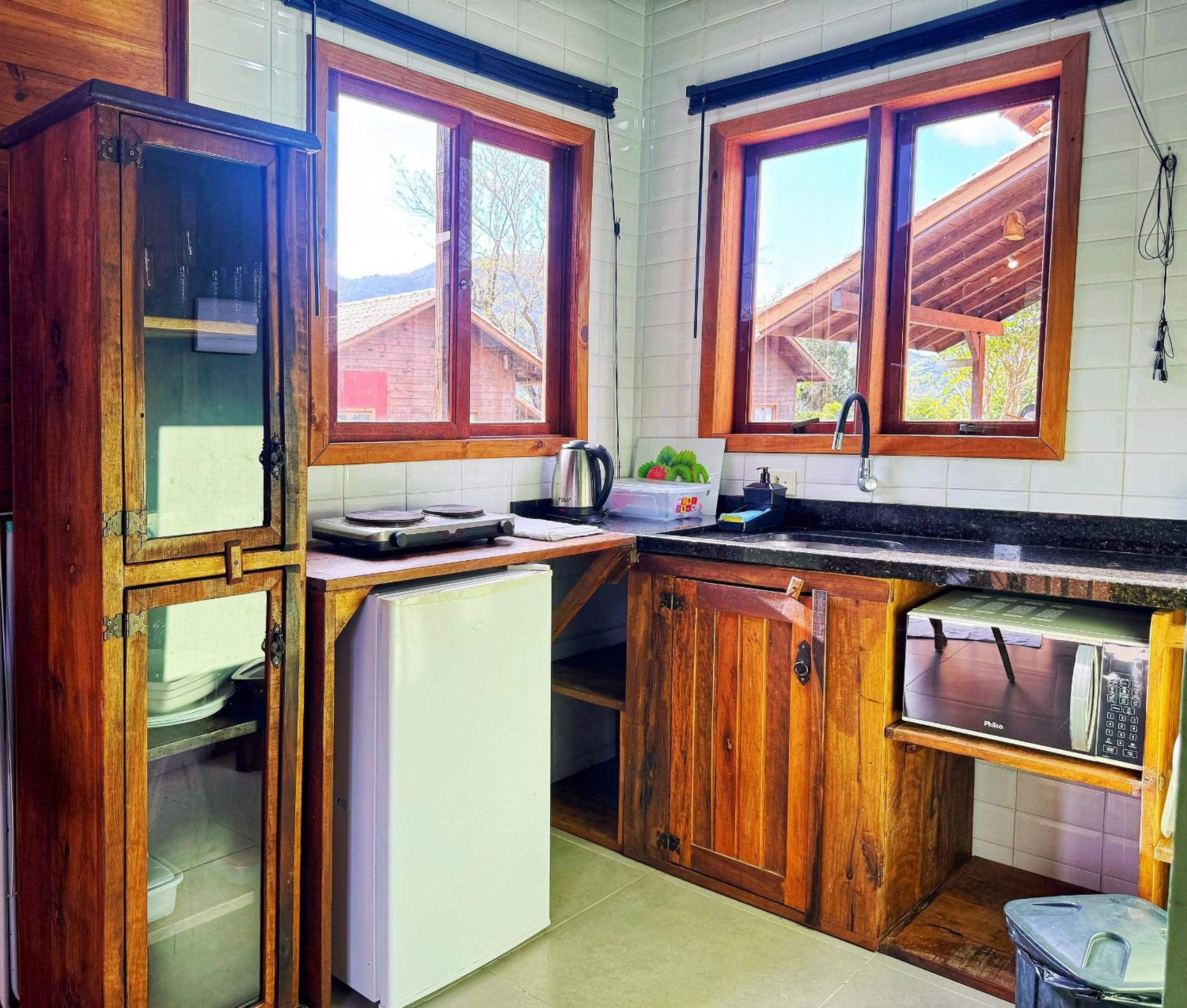 Cabanas aconchegantes. Desfrute da natureza e praia