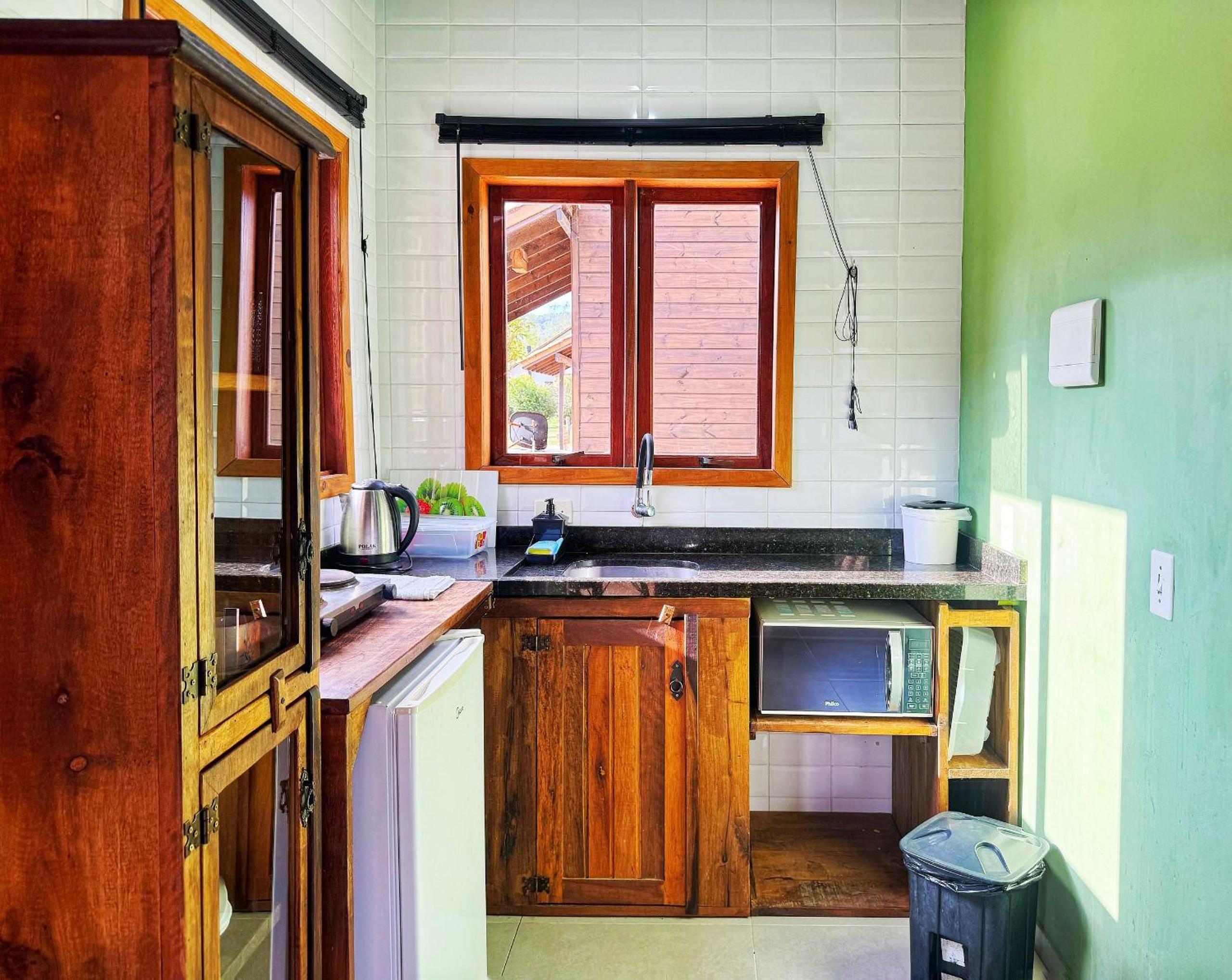 Cabanas aconchegantes. Desfrute da natureza e praia