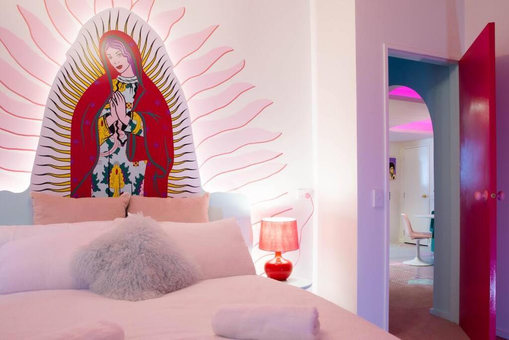 Designers dream, Tokyo pop art apartment with courtyard, fire & views view 2
