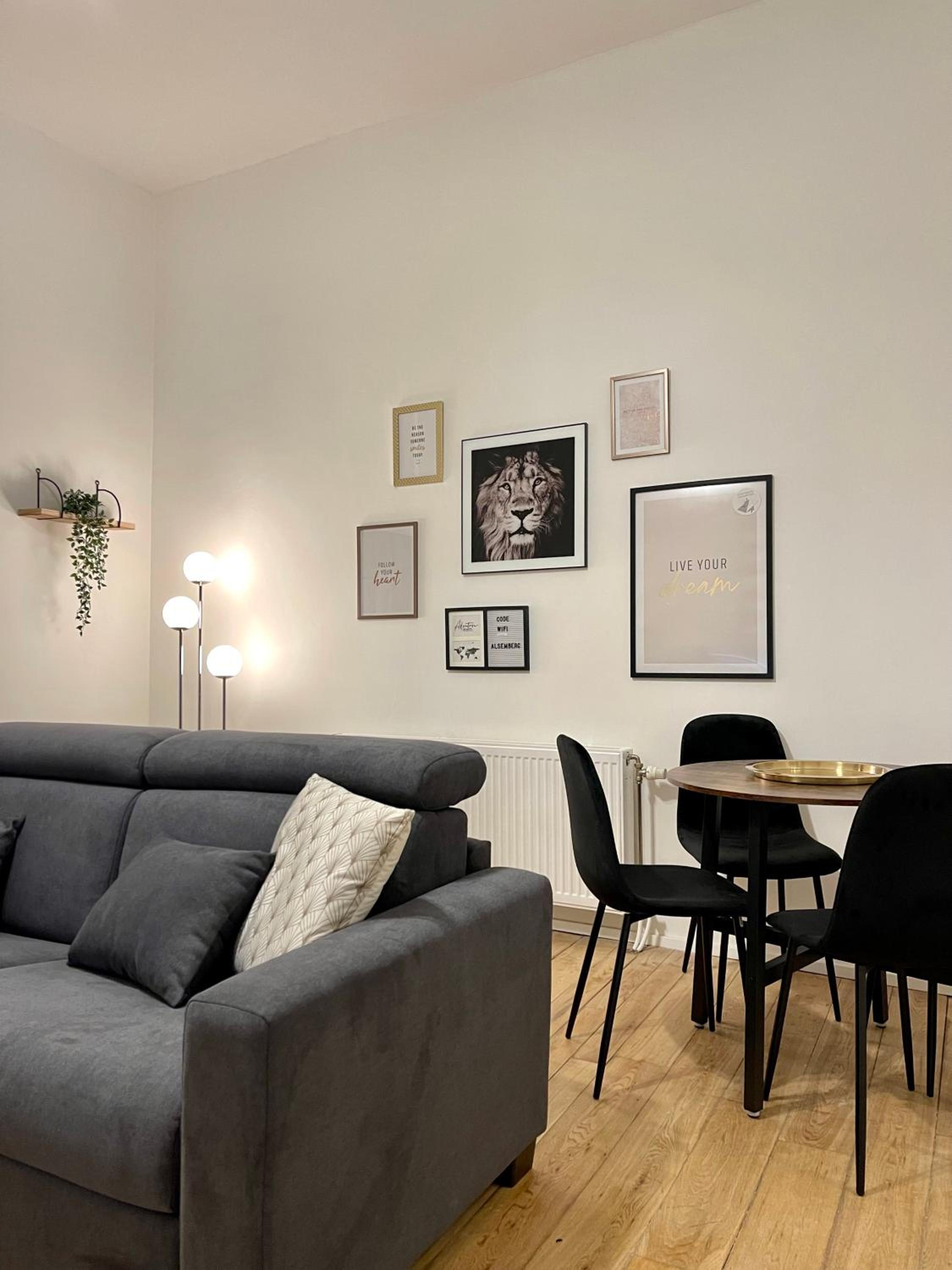 Charming Uccle - 1 Bedroom APT Brussels