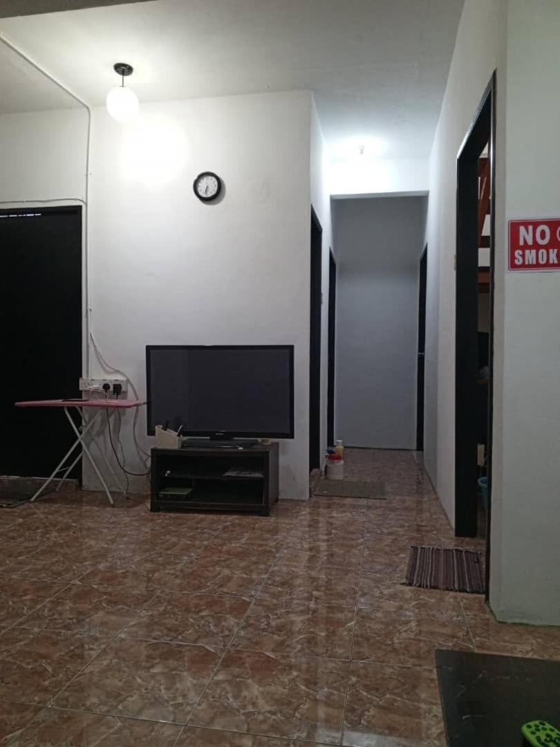 Homestay Townvilla Sibujaya Unit 6 photo 1
