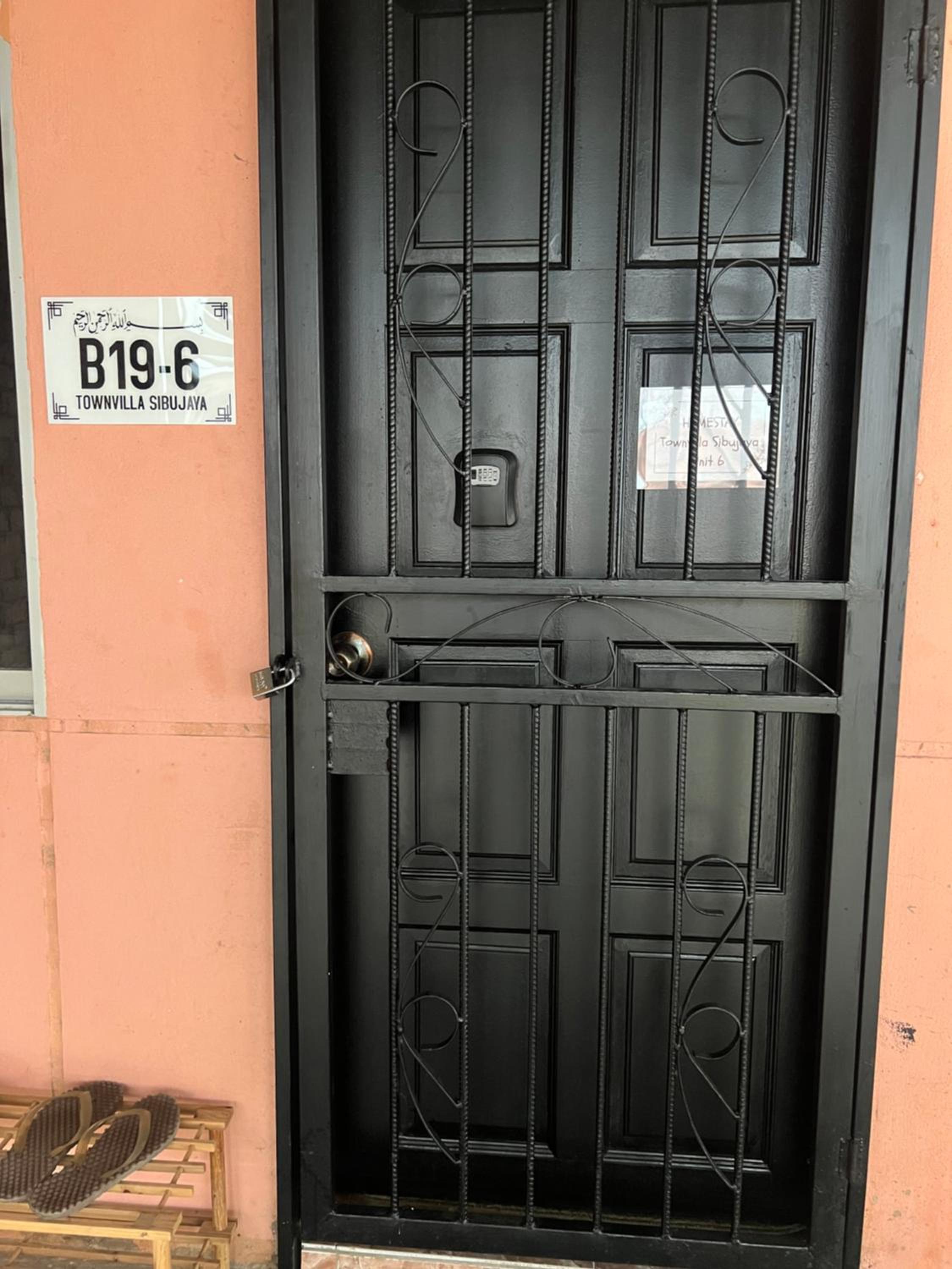 Homestay Townvilla Sibujaya Unit 6 photo 6