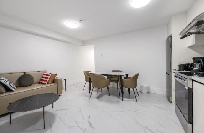 Private 2BD Basement Suite in Vancouver Westside