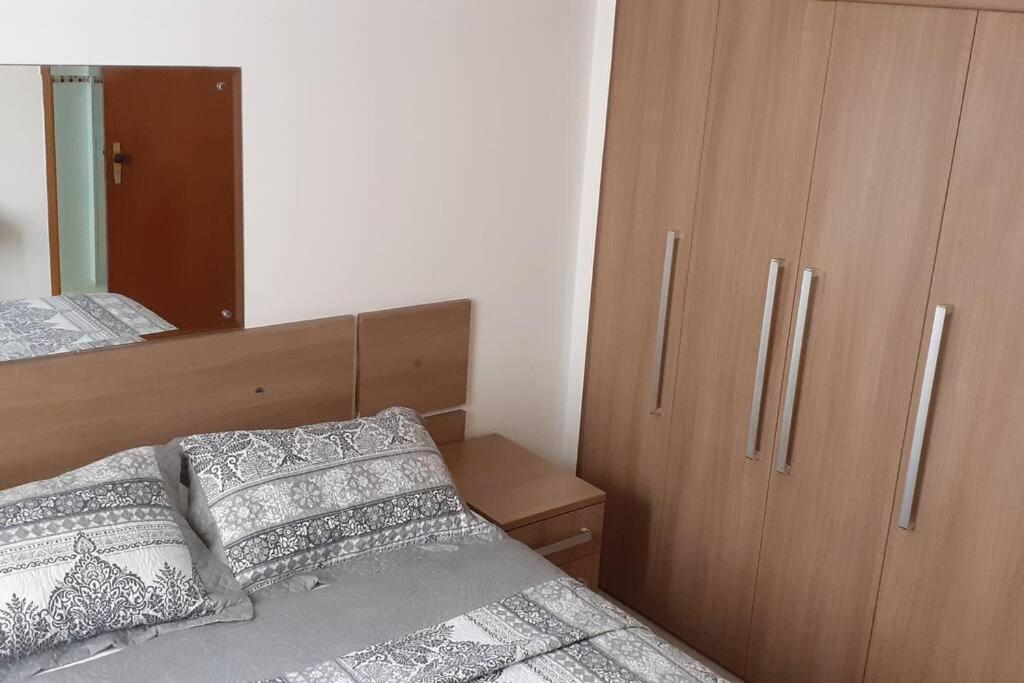 Apto Encantador c 2 Suites a Beira Mar no Guaruja