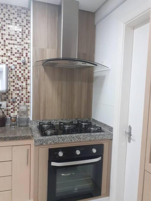 Apto Encantador c 2 Suites a Beira Mar no Guaruja
