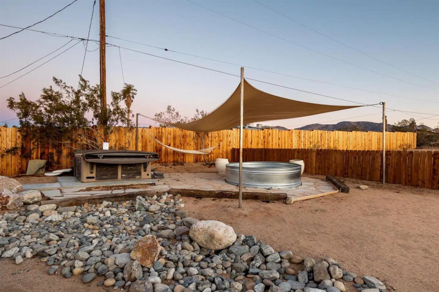 Stargaze & Soak Hot Tub Fireplace & Desert Views view 3