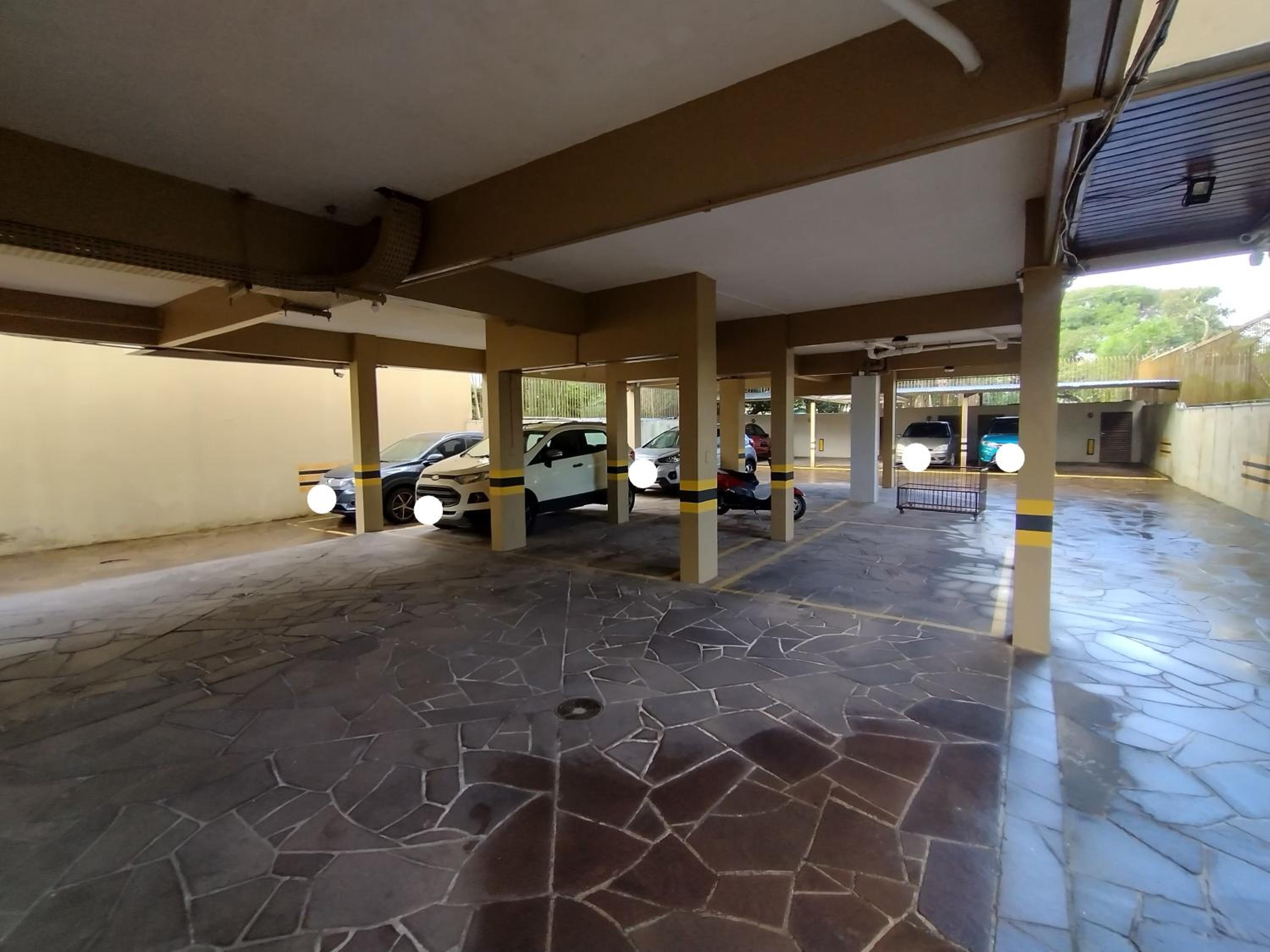Estadia Tri - Ótima Localização, Confortável e com Garagem