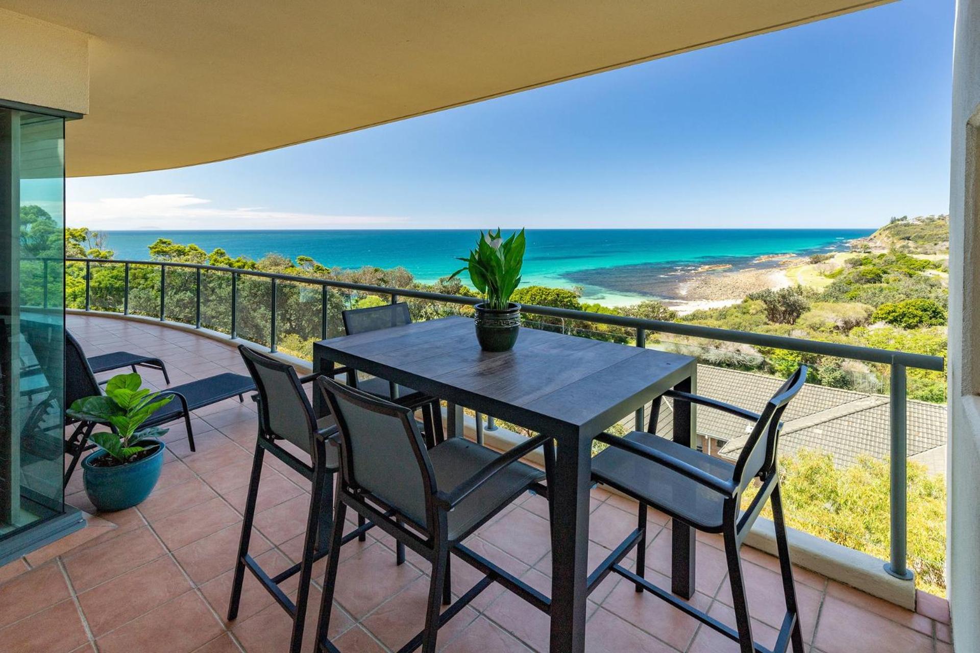 Le Point 702 Luxury and Views