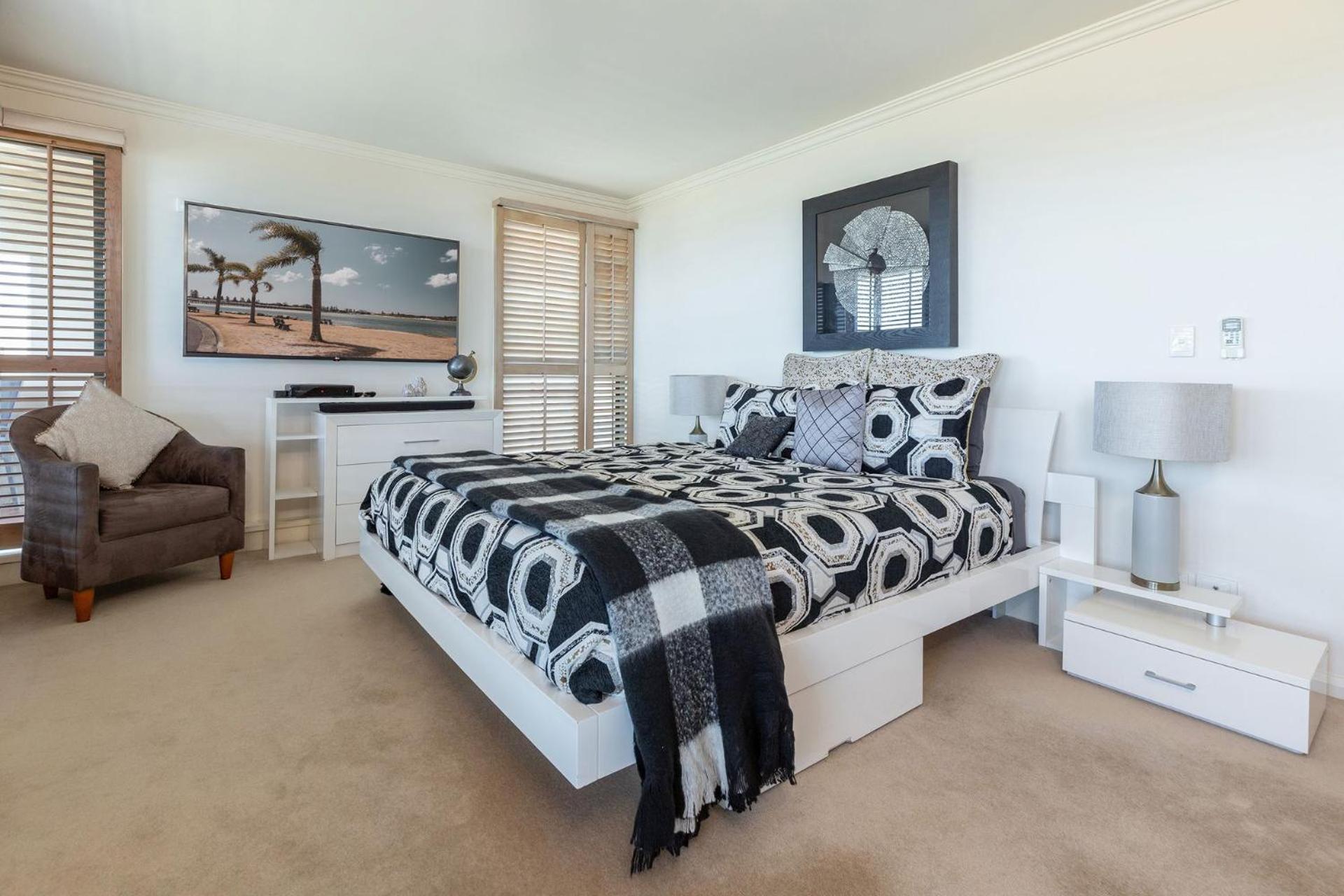 Le Point 702 Luxury and Views